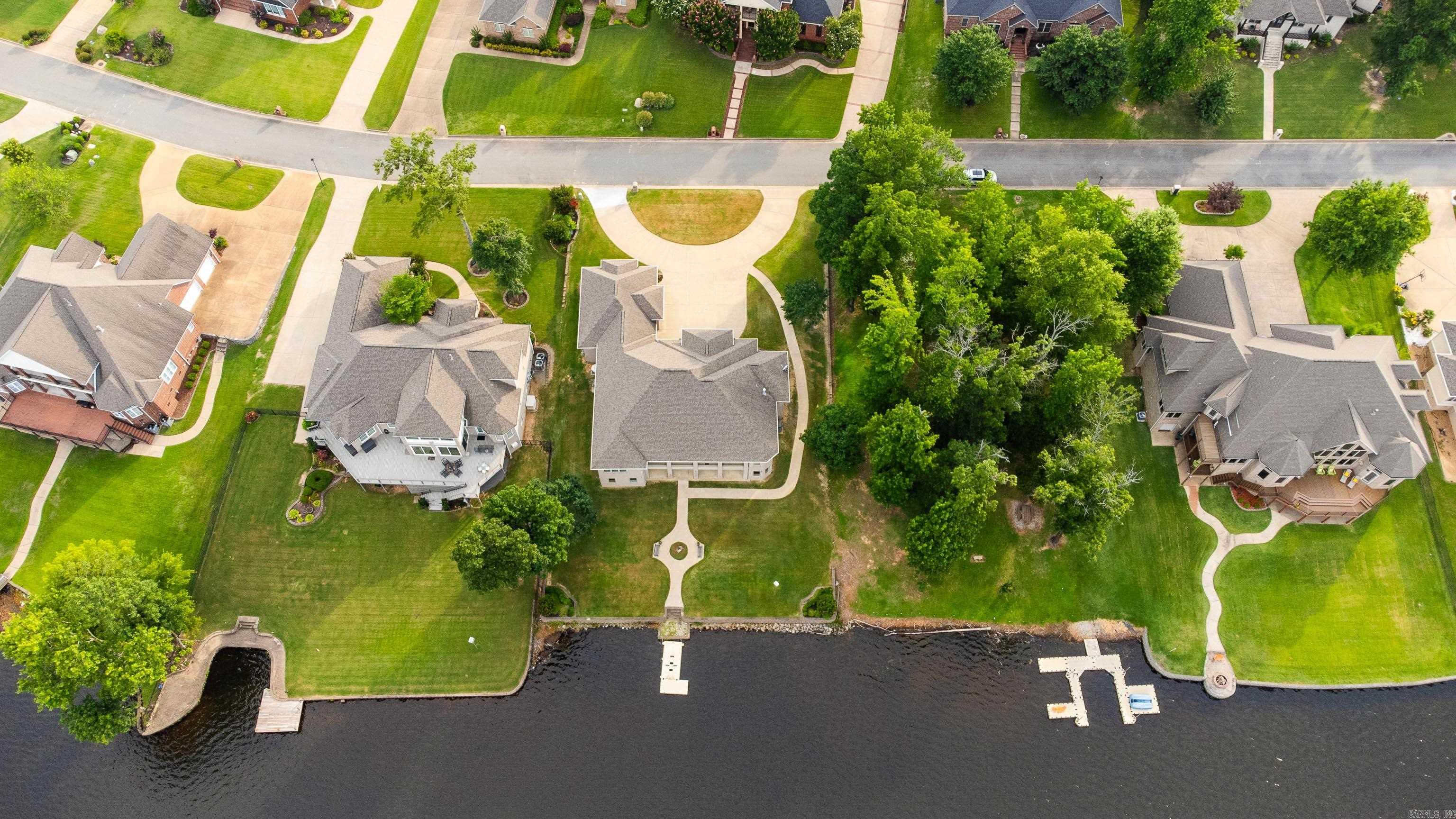 HURRICANE LAKE EST - Residential