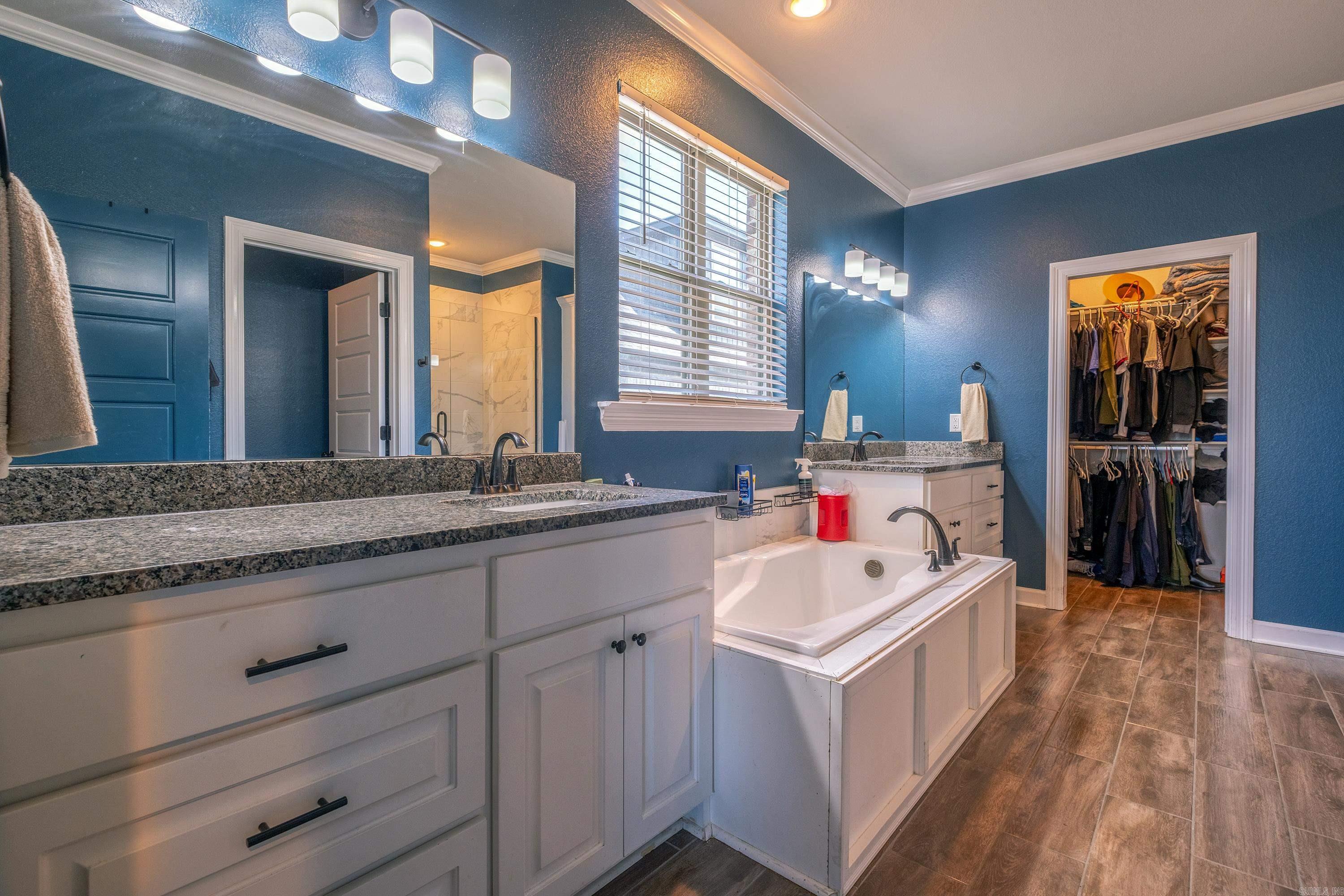 BENT TREE ESTATES - Residential