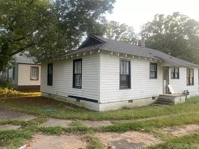 "Crestview ""G""" - Residential Lease