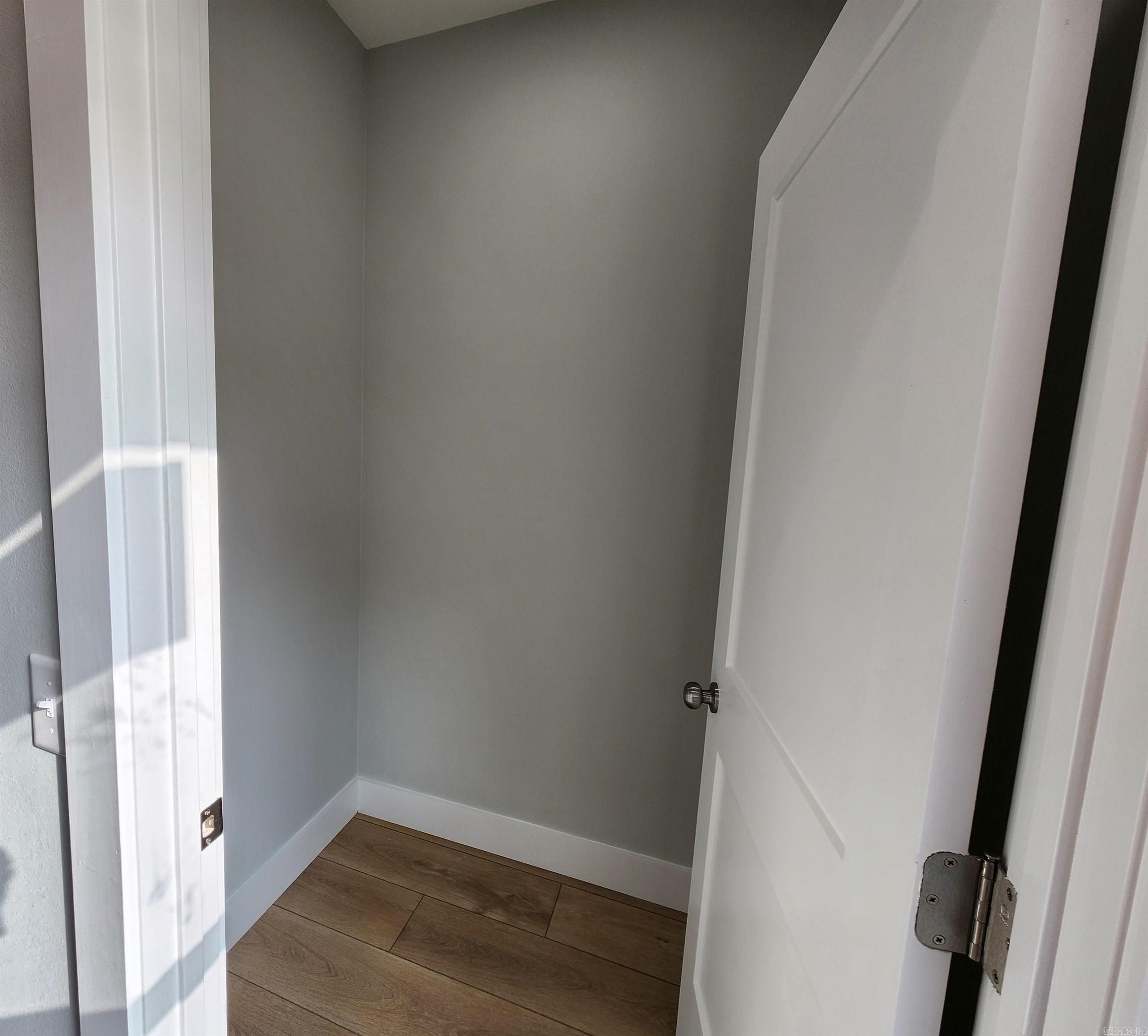 BAKER'S FIELD - Residential