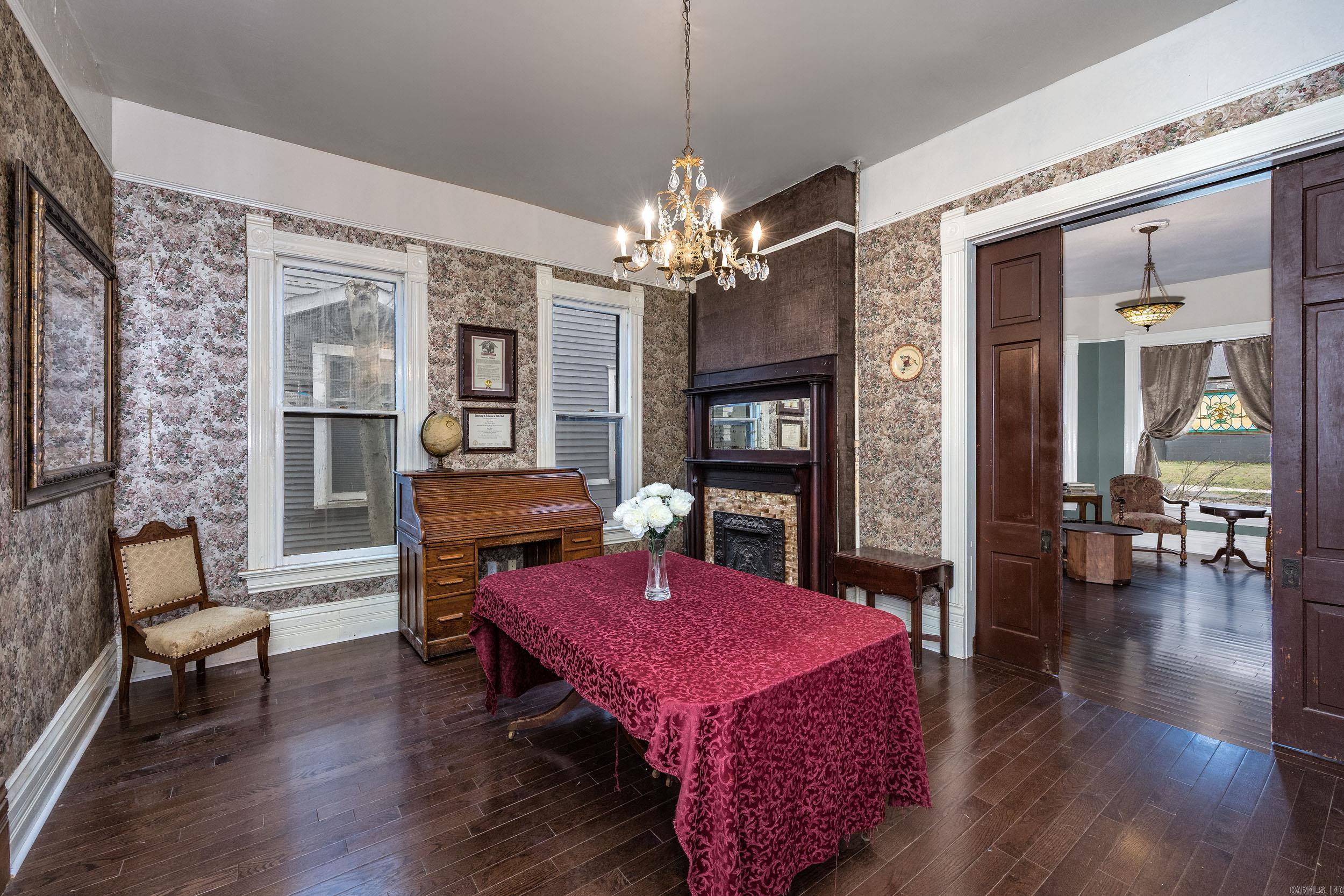 CITY OF LR L1 - Residential