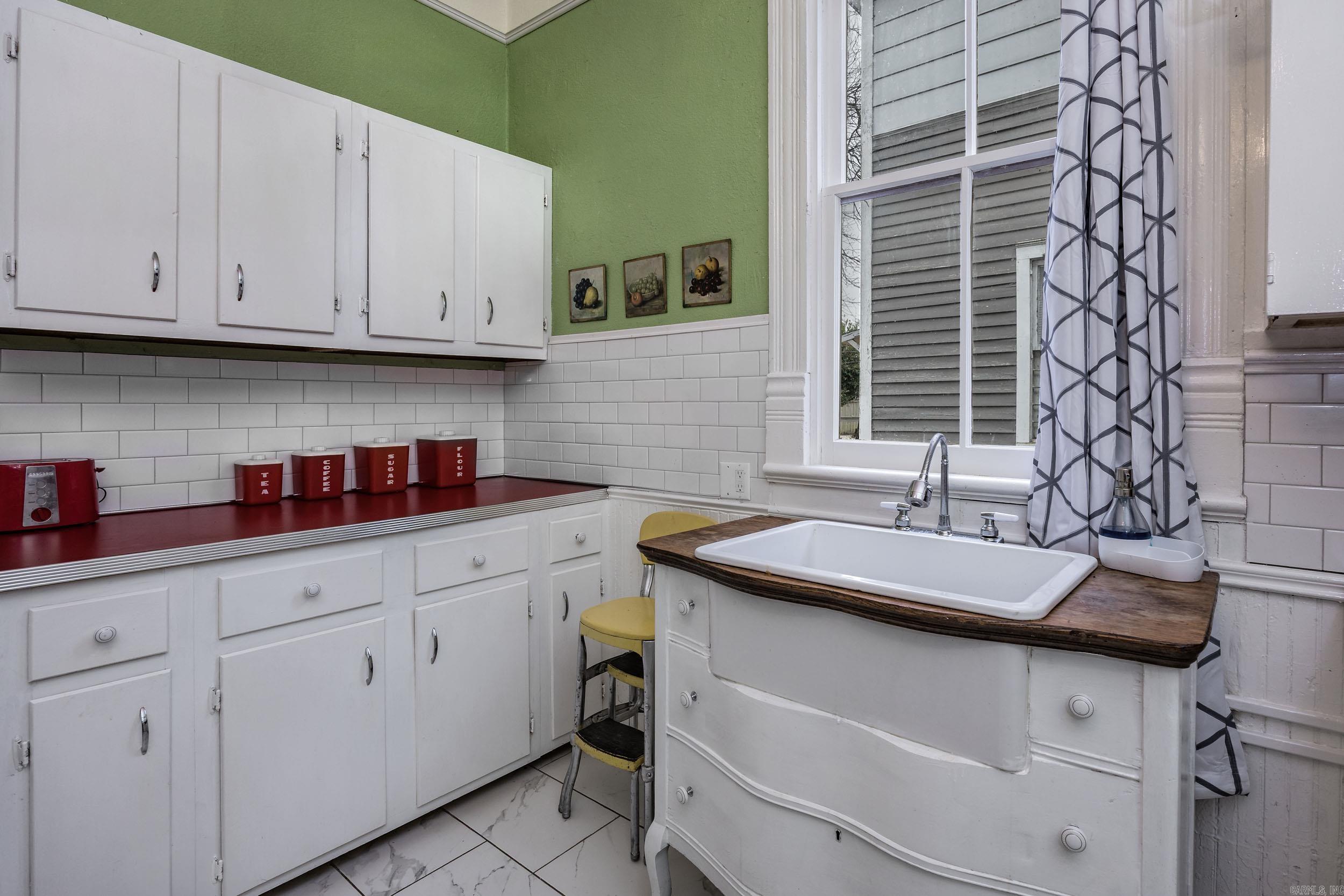 CITY OF LR L1 - Residential