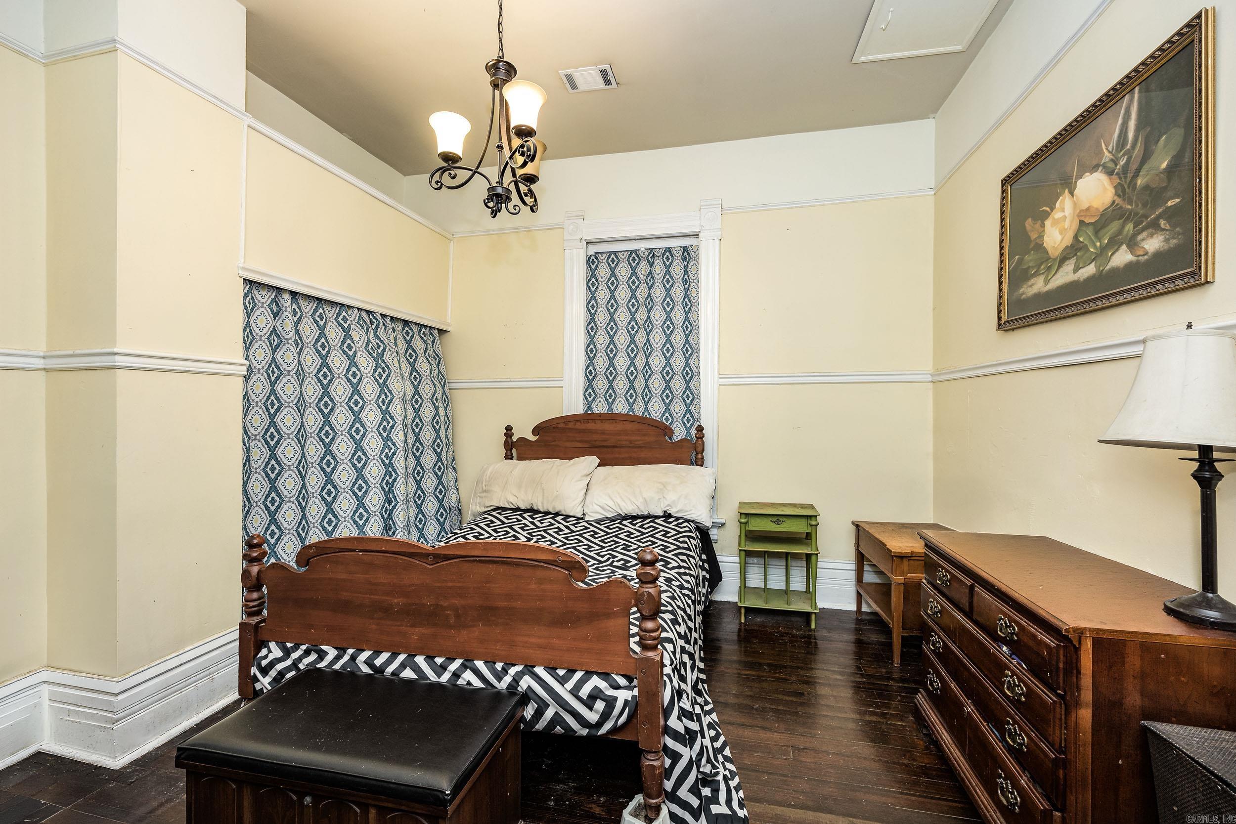 CITY OF LR L1 - Residential