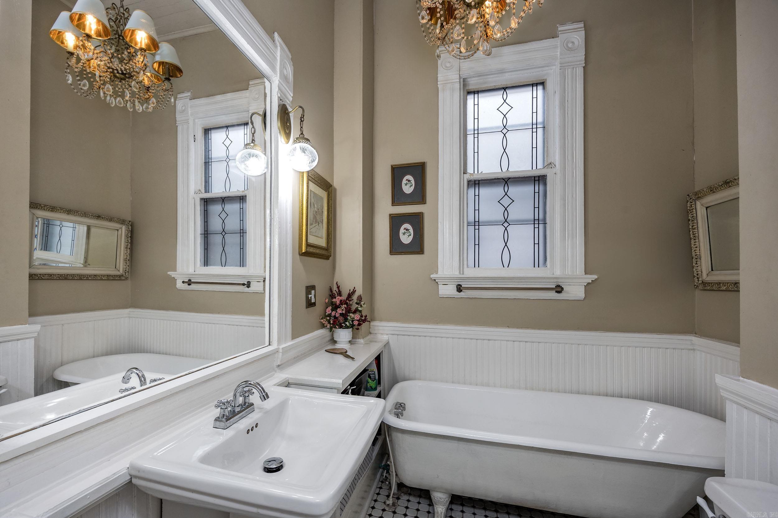 CITY OF LR L1 - Residential