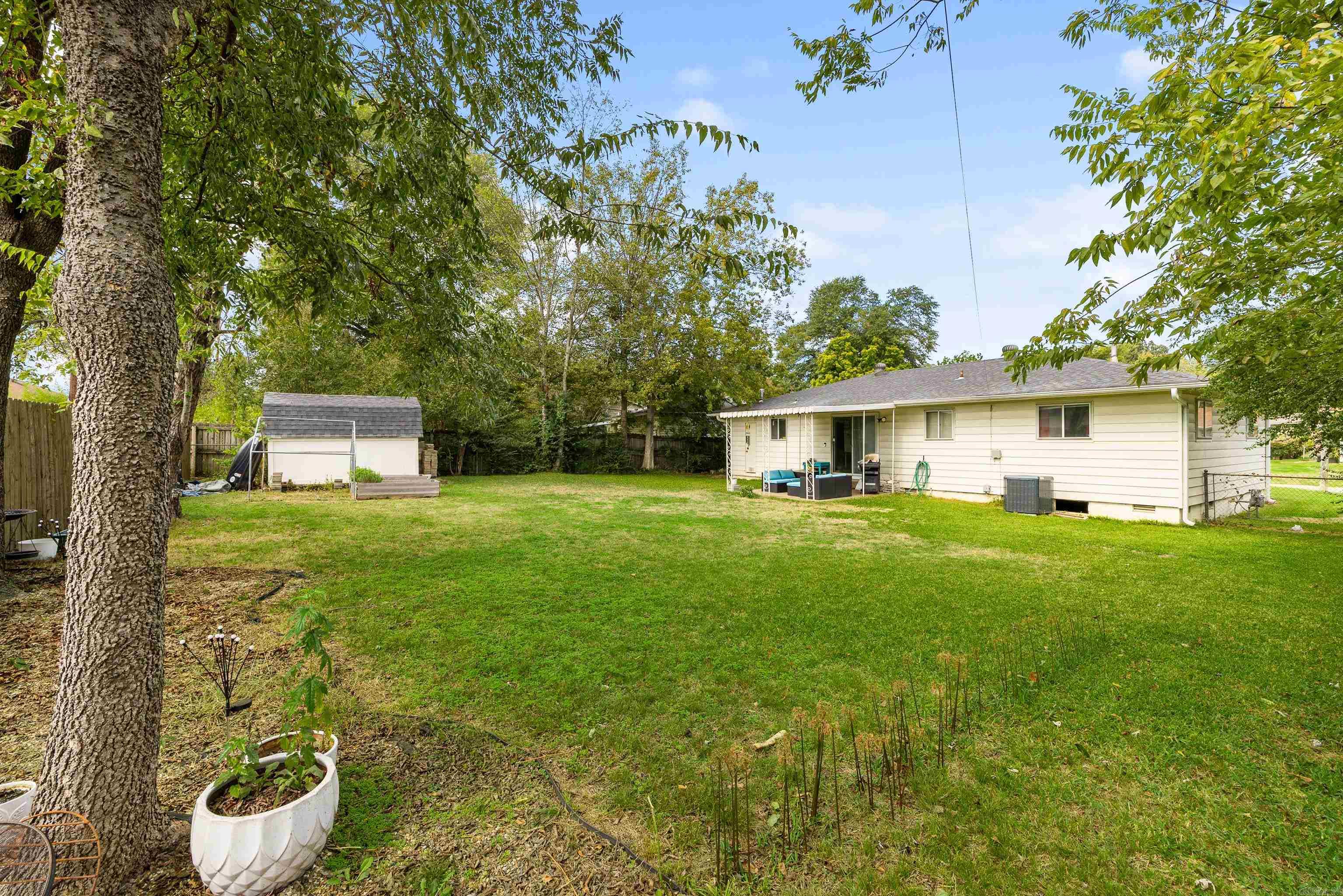 ELLIS ACRES - Residential