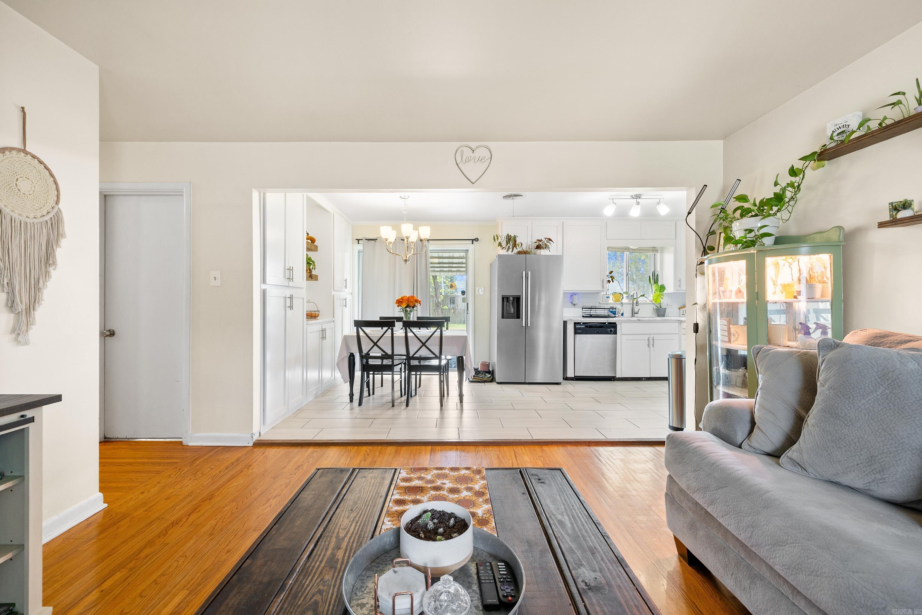 ELLIS ACRES - Residential