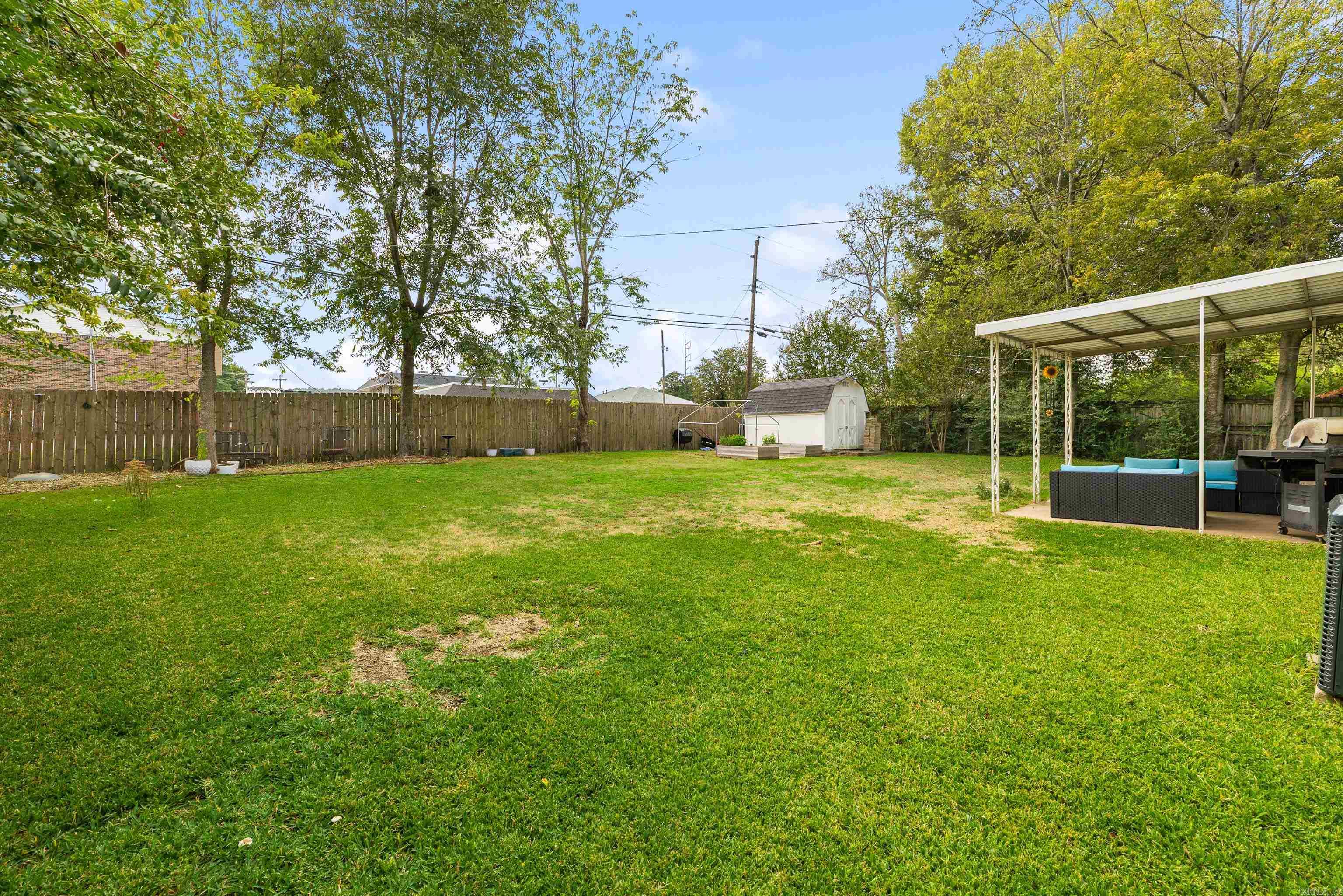 ELLIS ACRES - Residential