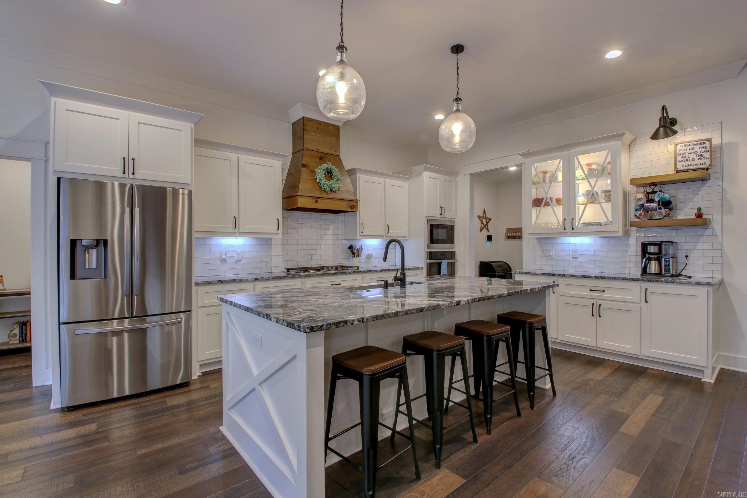 CREEKSIDE ADDN - Residential