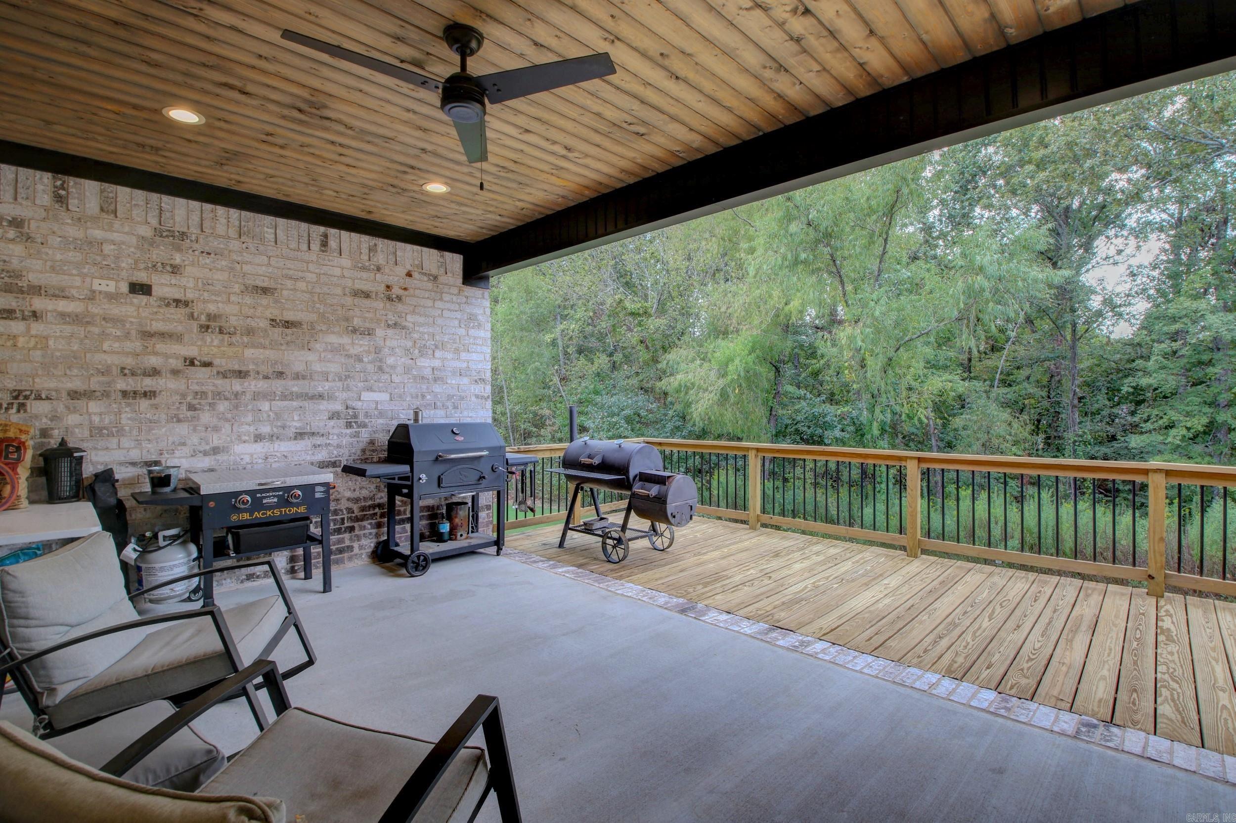 CREEKSIDE ADDN - Residential