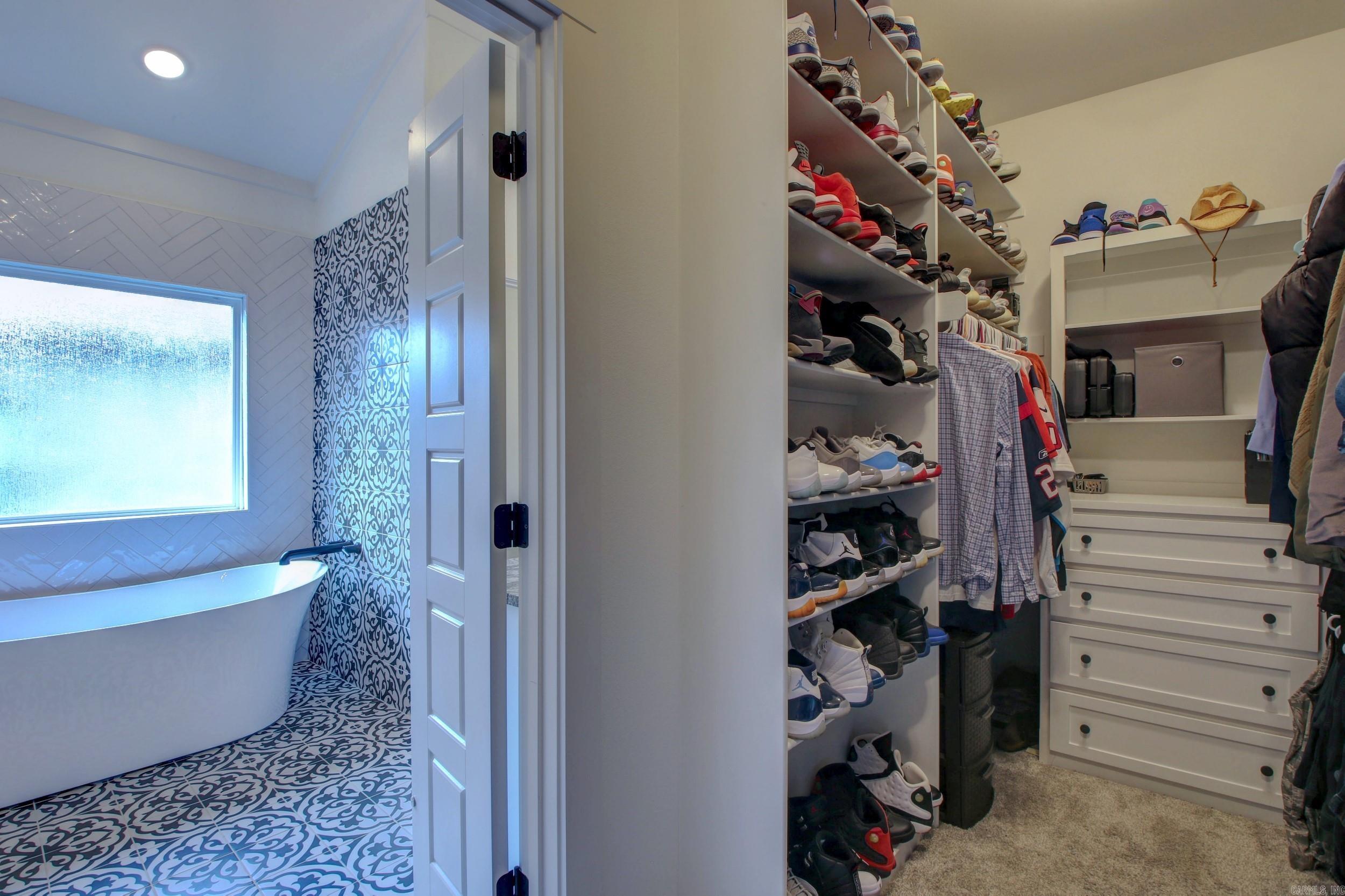 CREEKSIDE ADDN - Residential