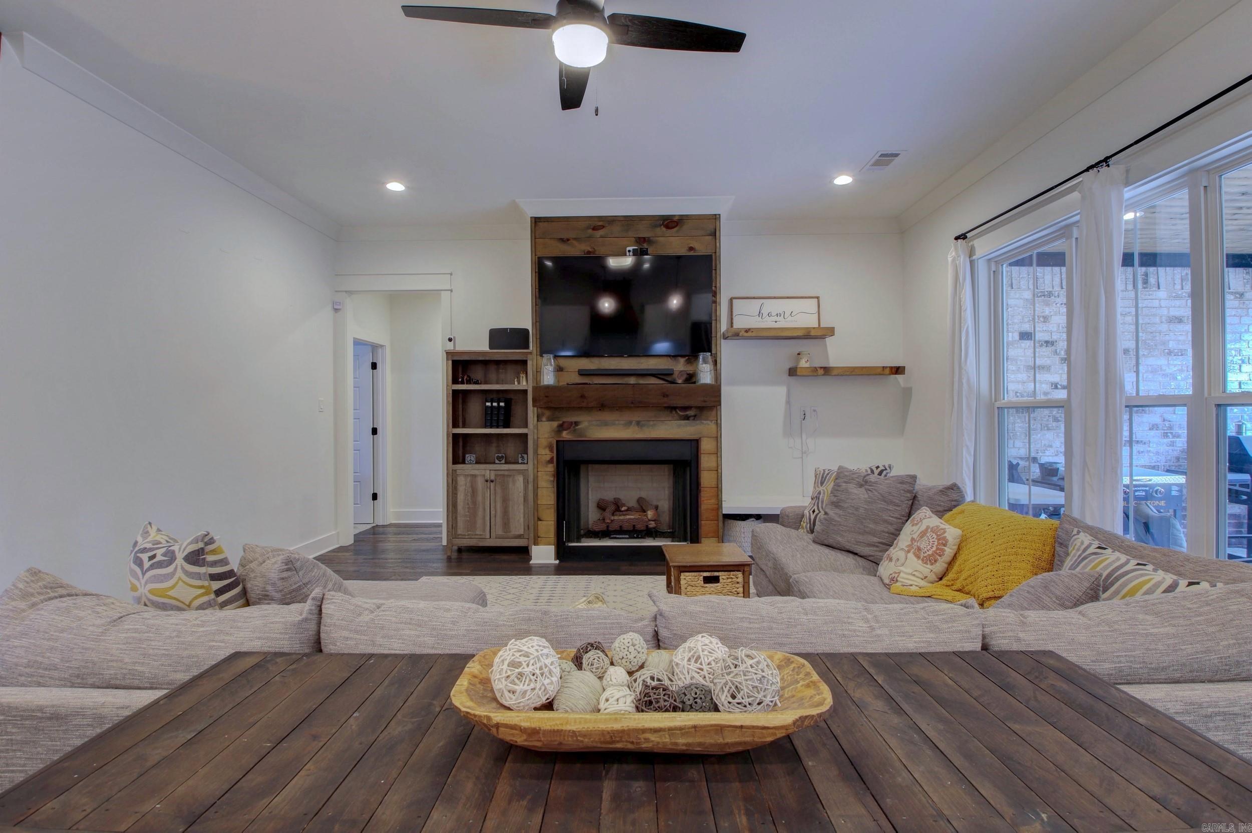 CREEKSIDE ADDN - Residential