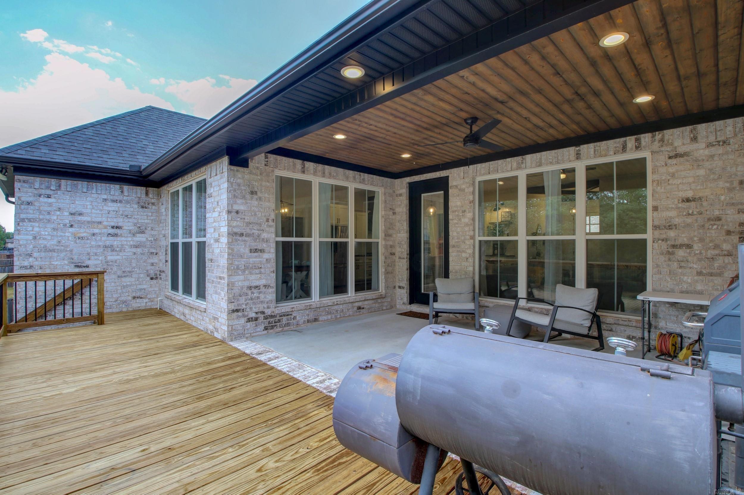 CREEKSIDE ADDN - Residential