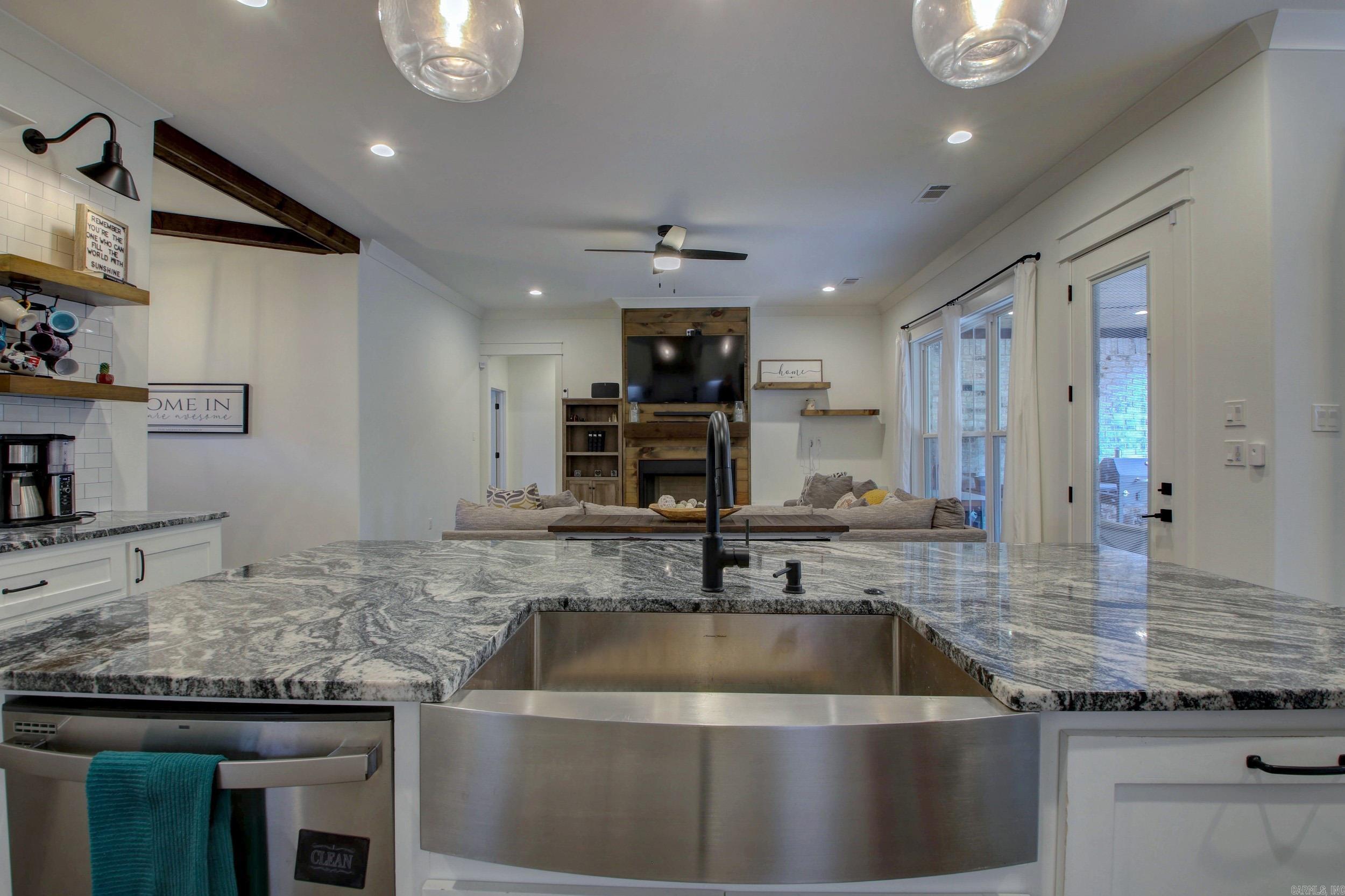 CREEKSIDE ADDN - Residential