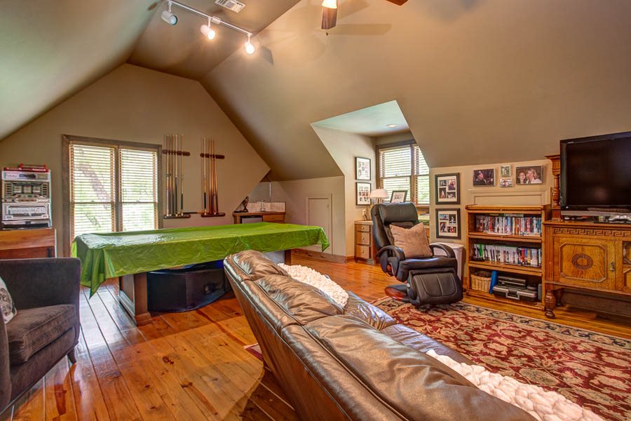 HICKORY CREEK - Residential