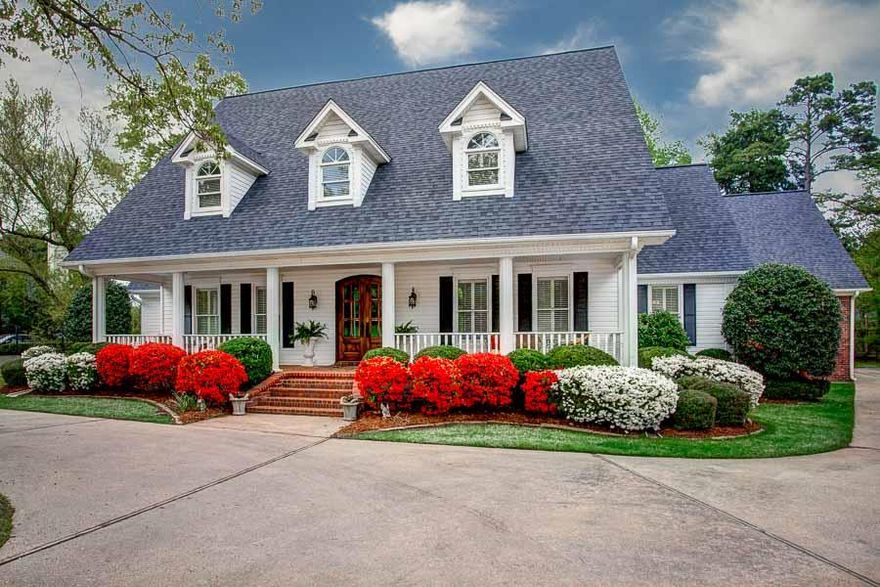 Classic Southern Traditional home located on a large level, cul de sac lot, backing up to the creek at Hickory Creek.  Gracious 2 story entry and great room overlooking the pool, deck and creek.  Recent updates include the kitchen with SS appliances and a "sonic" style ice maker, new master bath, closet and upstairs playroom bath.  Other updated features include a new roof, new HVAC on the main level and paint.  Large 3 car side loading garage.  Pre-inspected by Tom Allen.