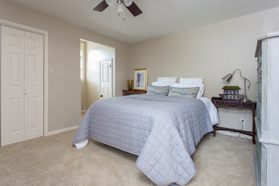 HICKORY CREEK - Residential