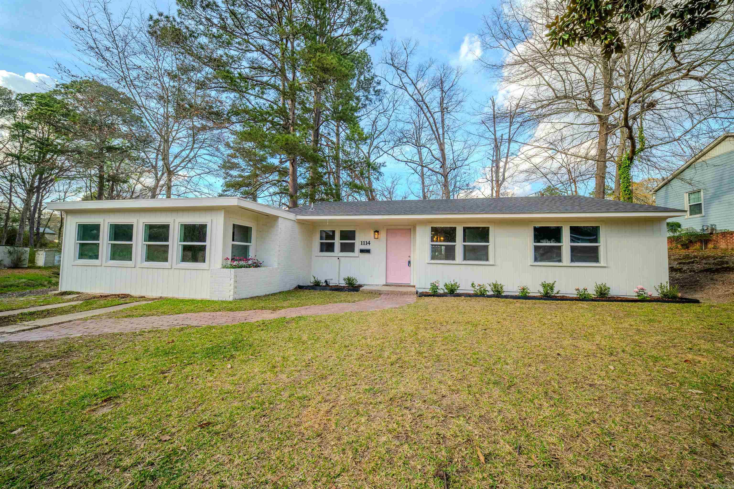 WEST WOODS - Residential