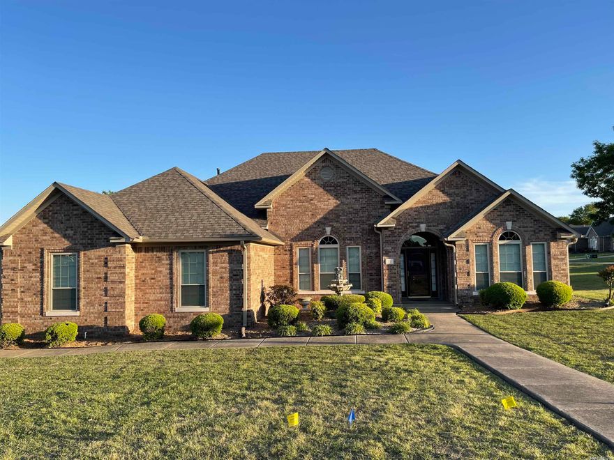 This 4 bedroom, 2.5 bath home is perfect for your family in shiloh subdivision. Home is within walking distance to cabot schools, and is tucked away in a private cul-de-sac. Home has a Big living room and family area downstairs, with extra bonus room upstairs and an office that can be used as a 4th bedroom.