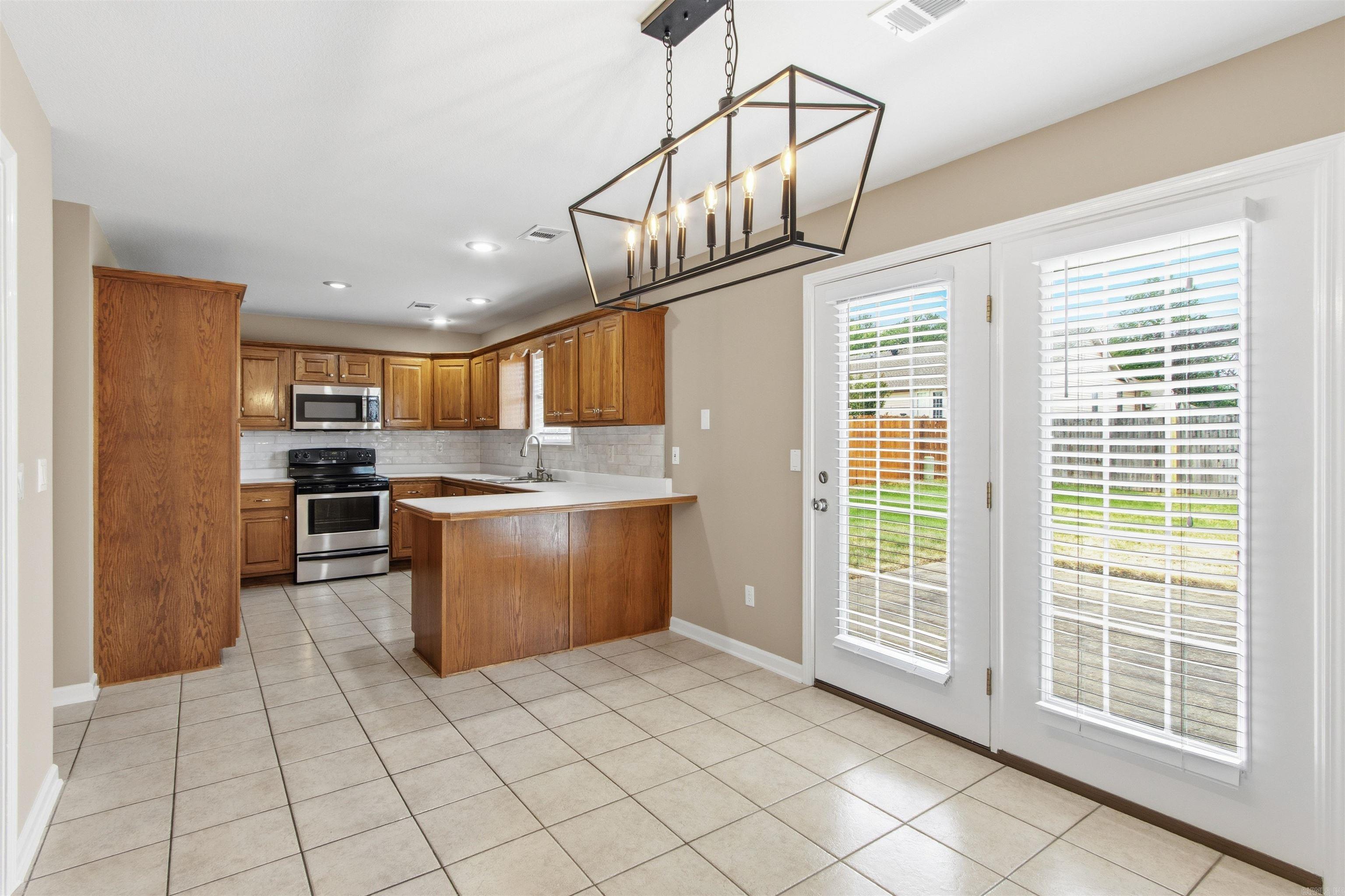 WOODLAND HEIGHTS - Residential