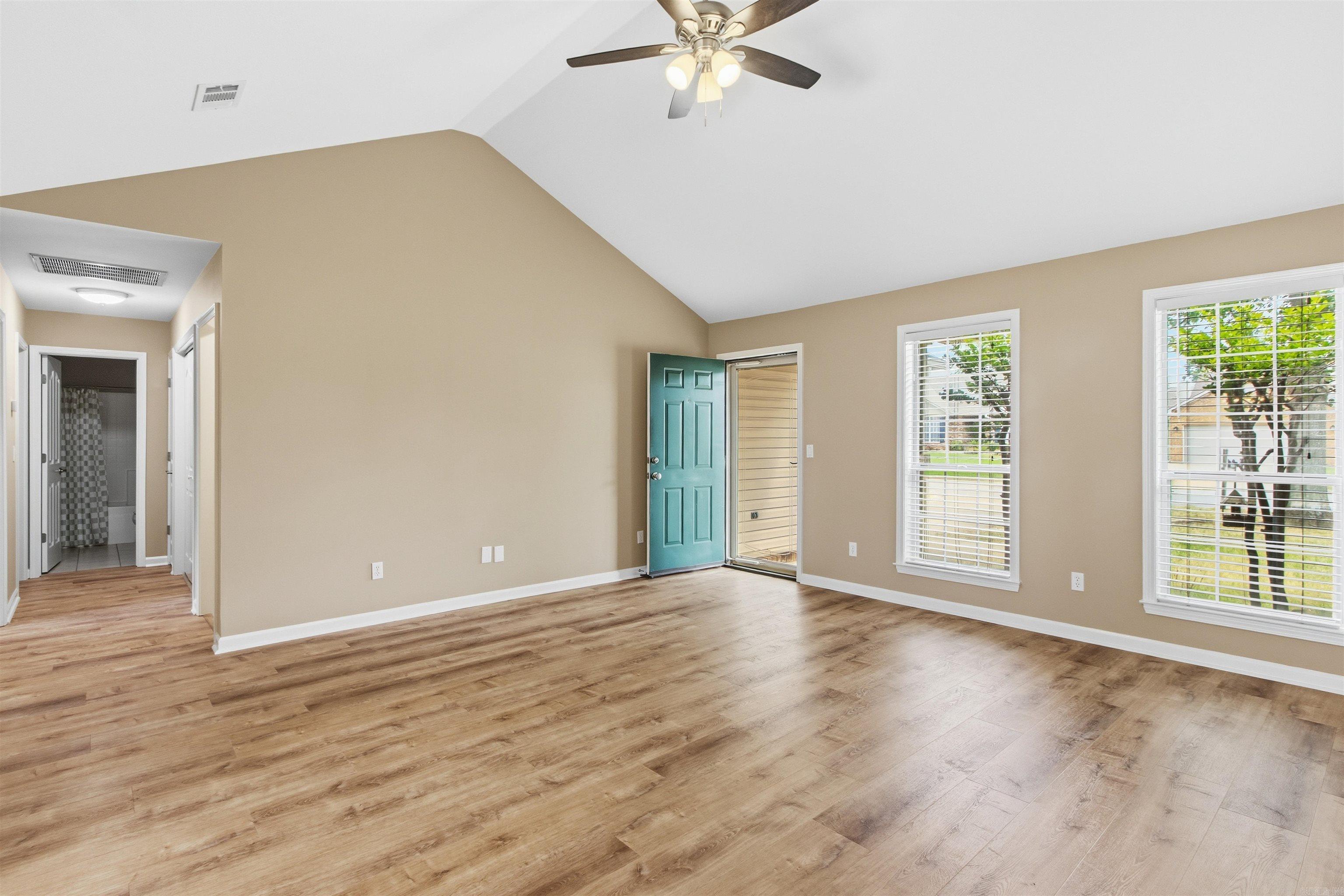 WOODLAND HEIGHTS - Residential