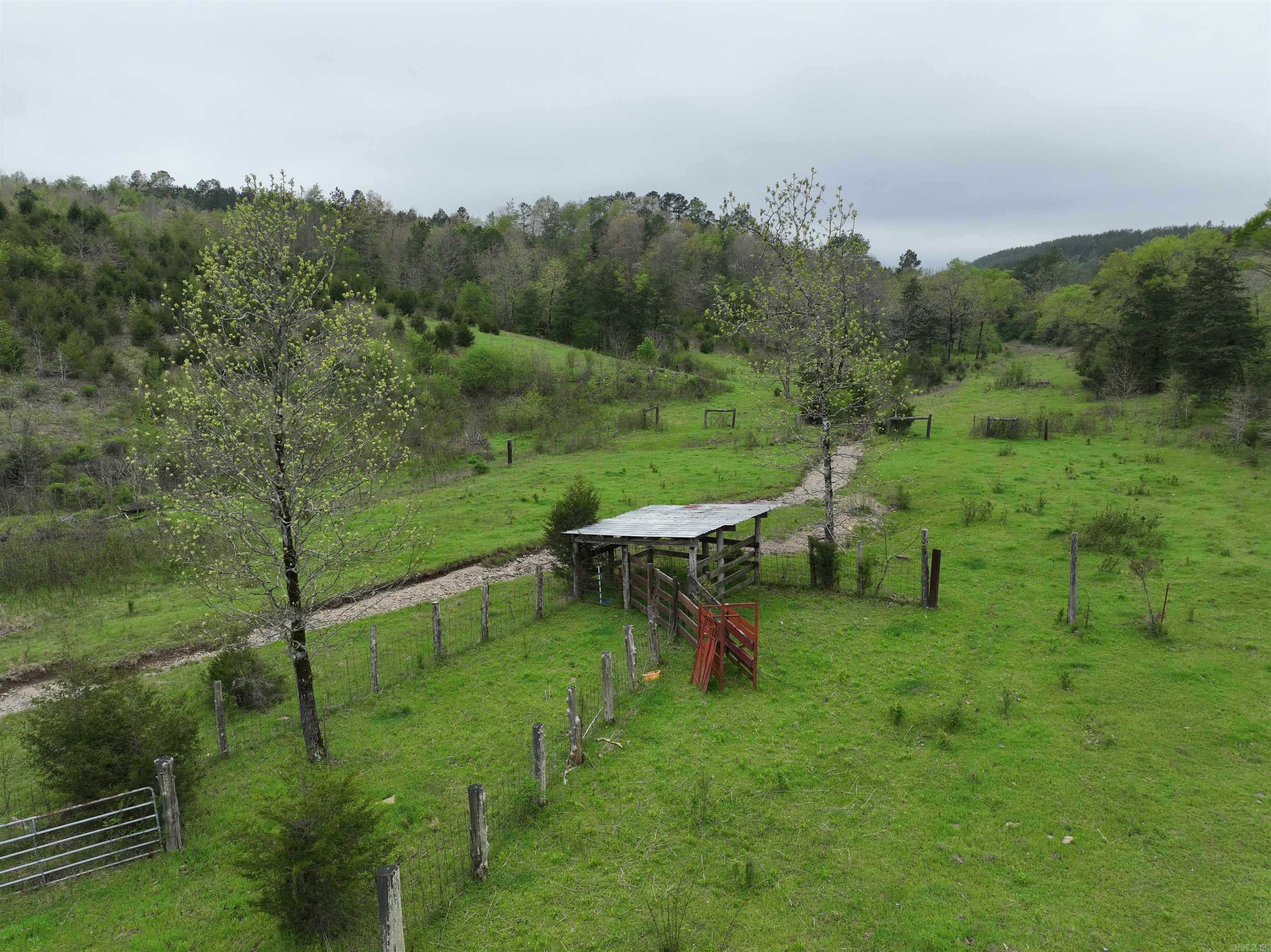 Metes & Bounds - Land