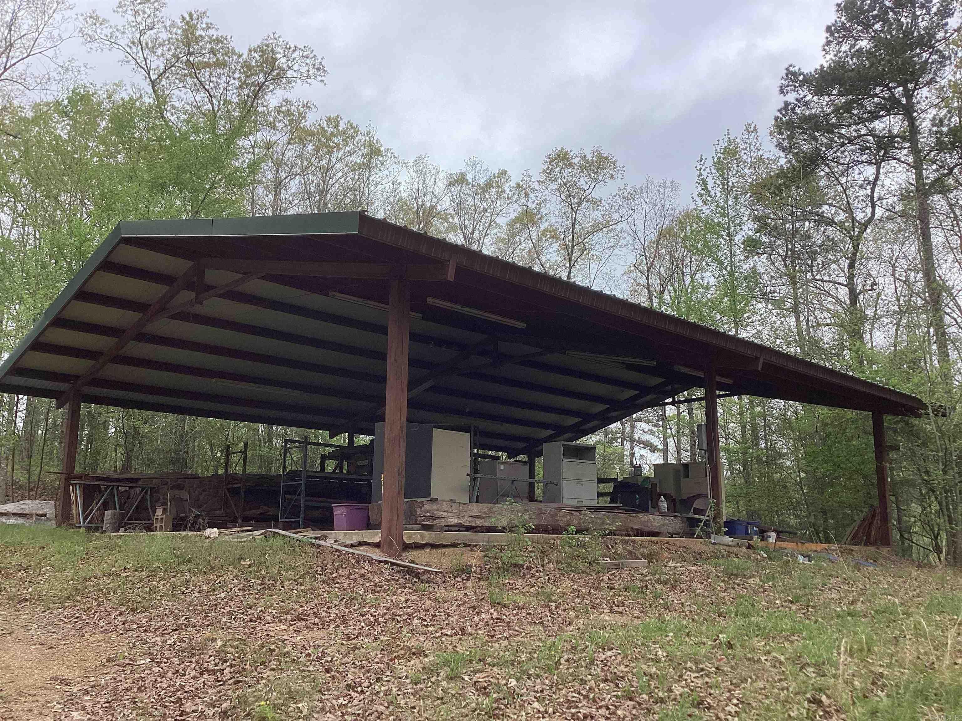 Metes & Bounds - Land