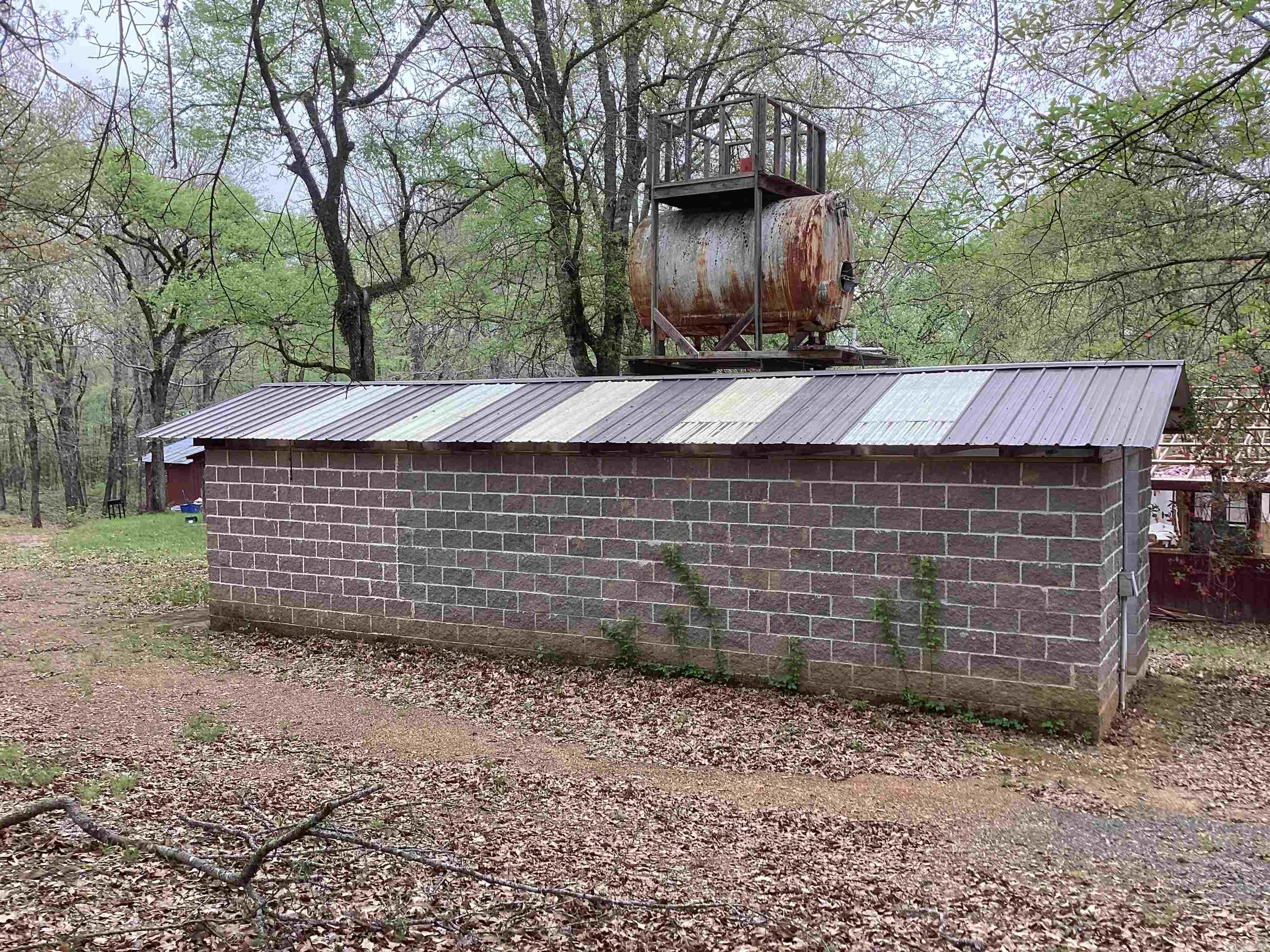 Metes & Bounds - Land