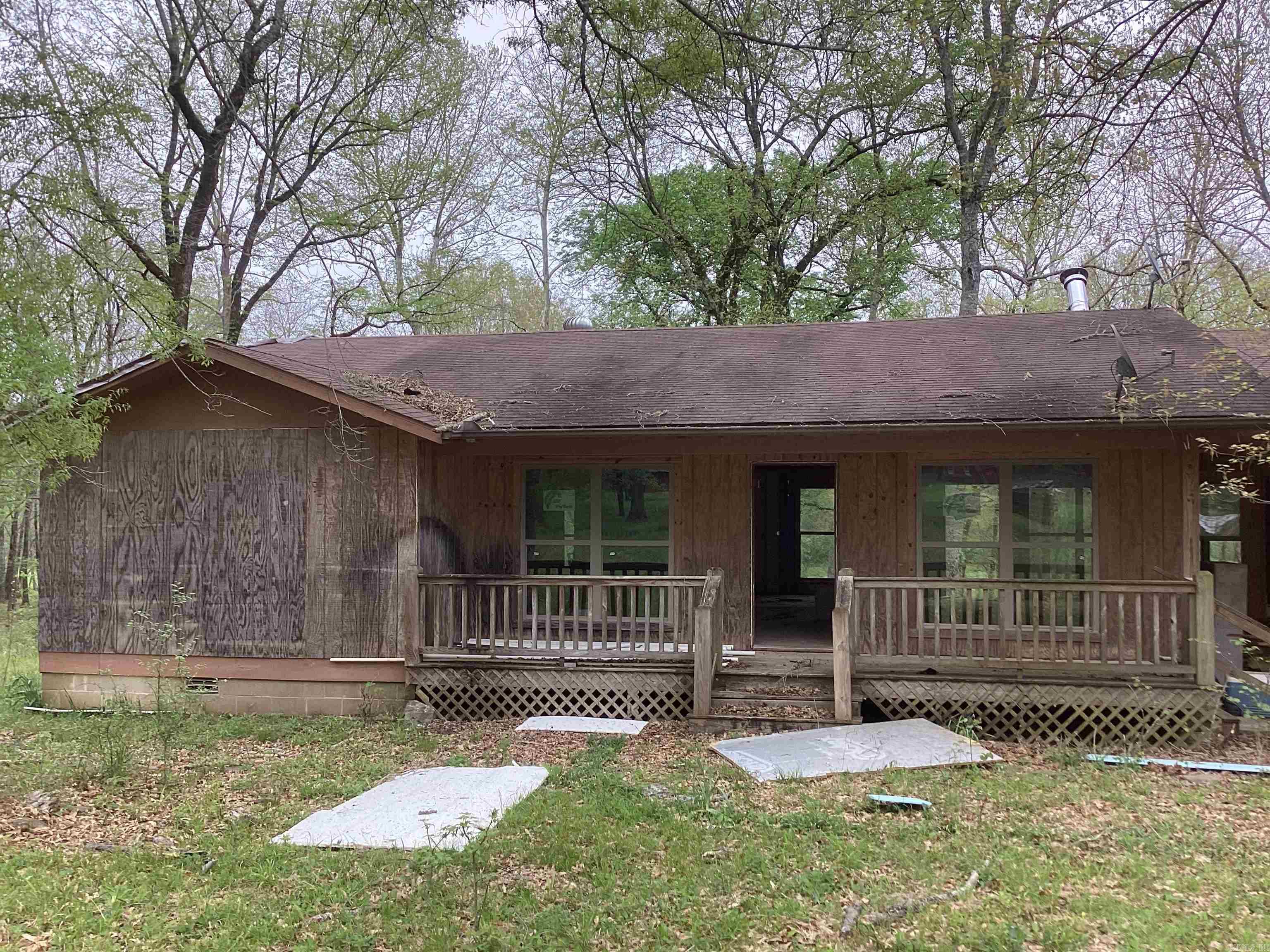 Metes & Bounds - Land