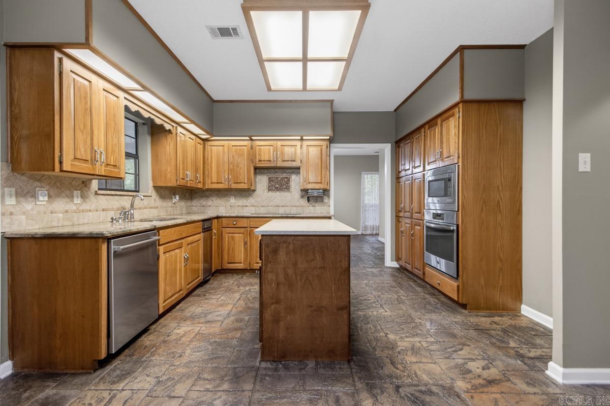 OTTER CREEK COMMUNITY - Residential