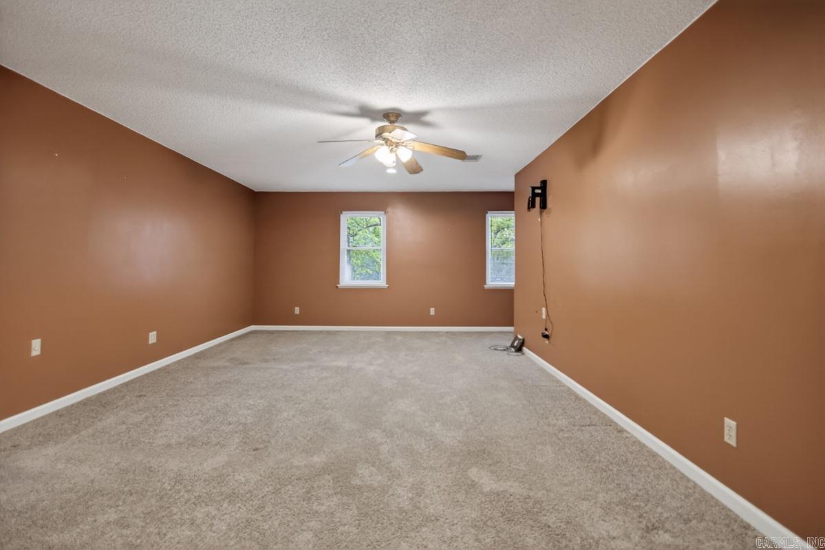 OTTER CREEK COMMUNITY - Residential