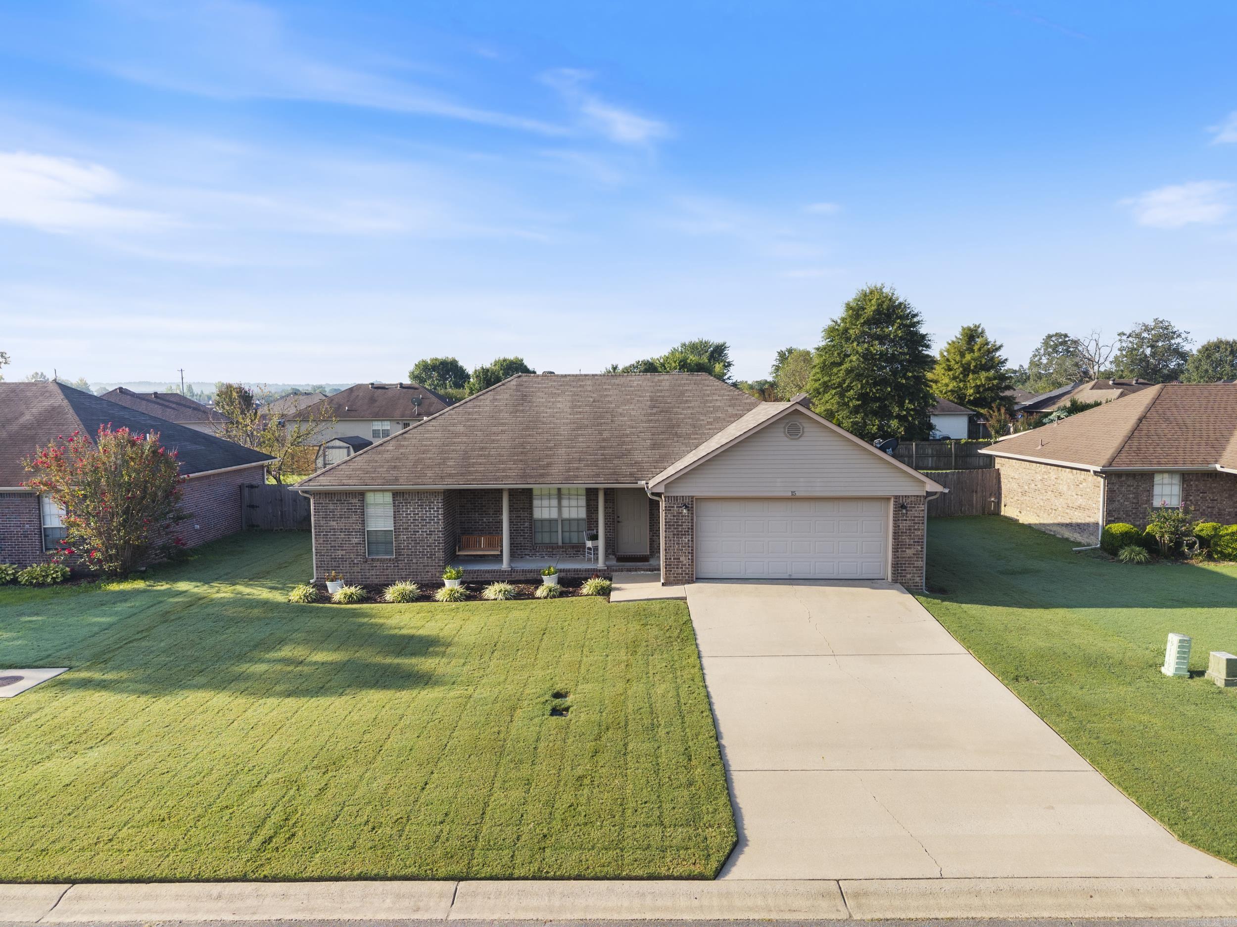 JEWELS ESTATES - Residential