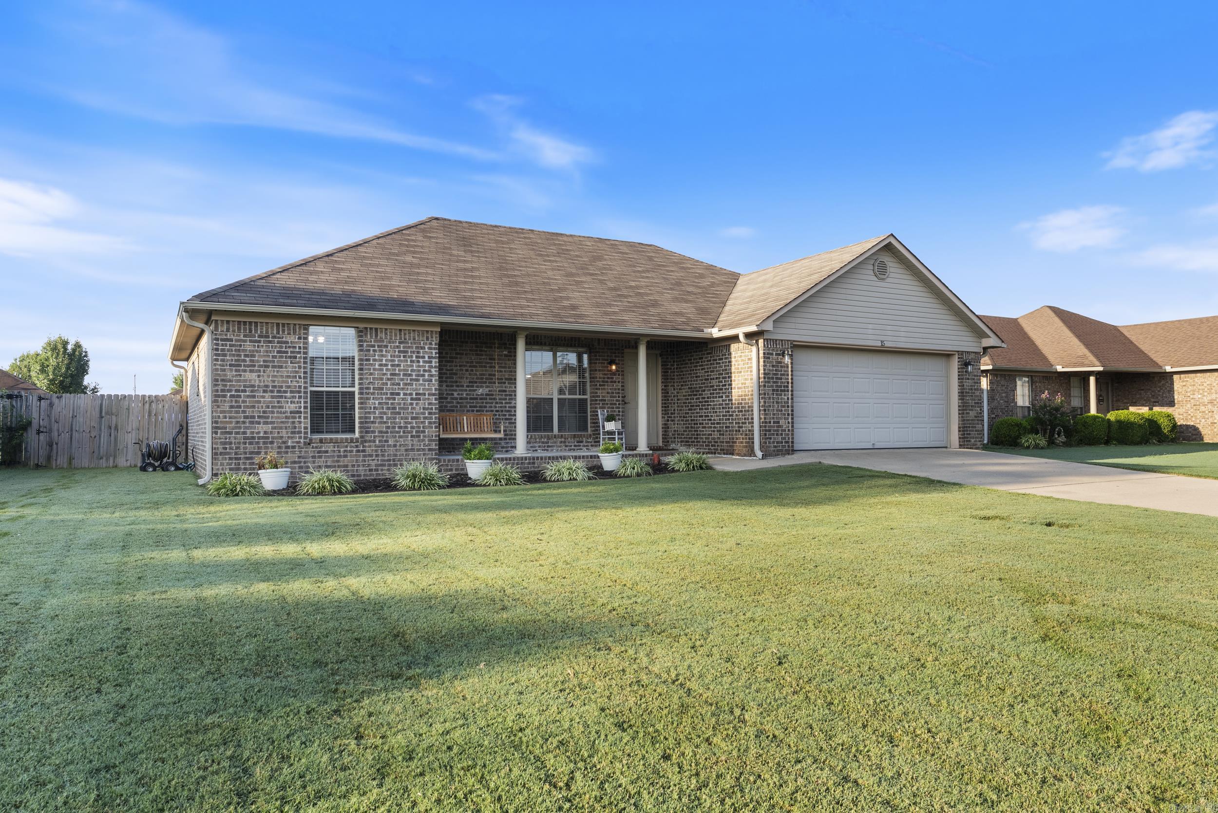 JEWELS ESTATES - Residential
