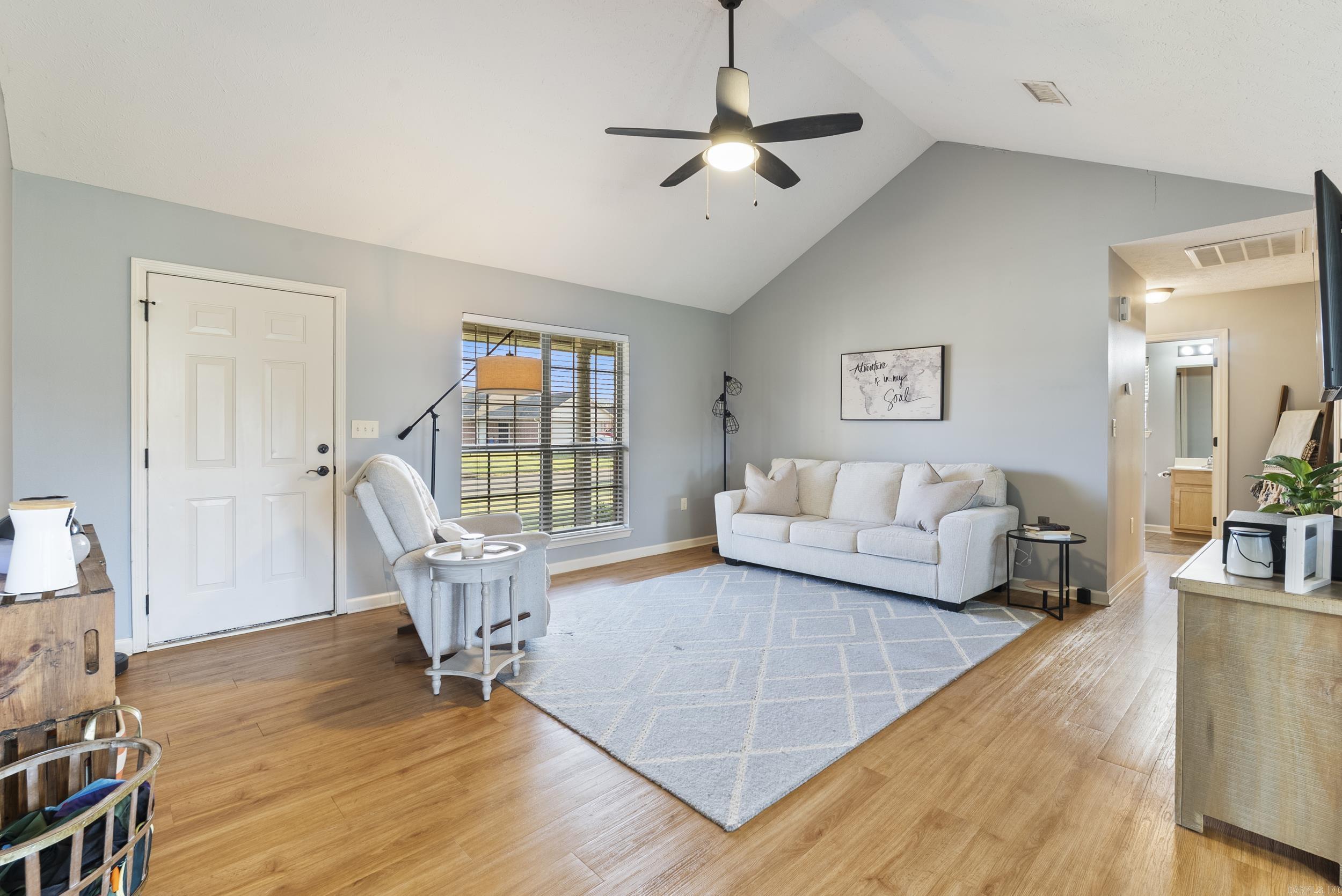 JEWELS ESTATES - Residential