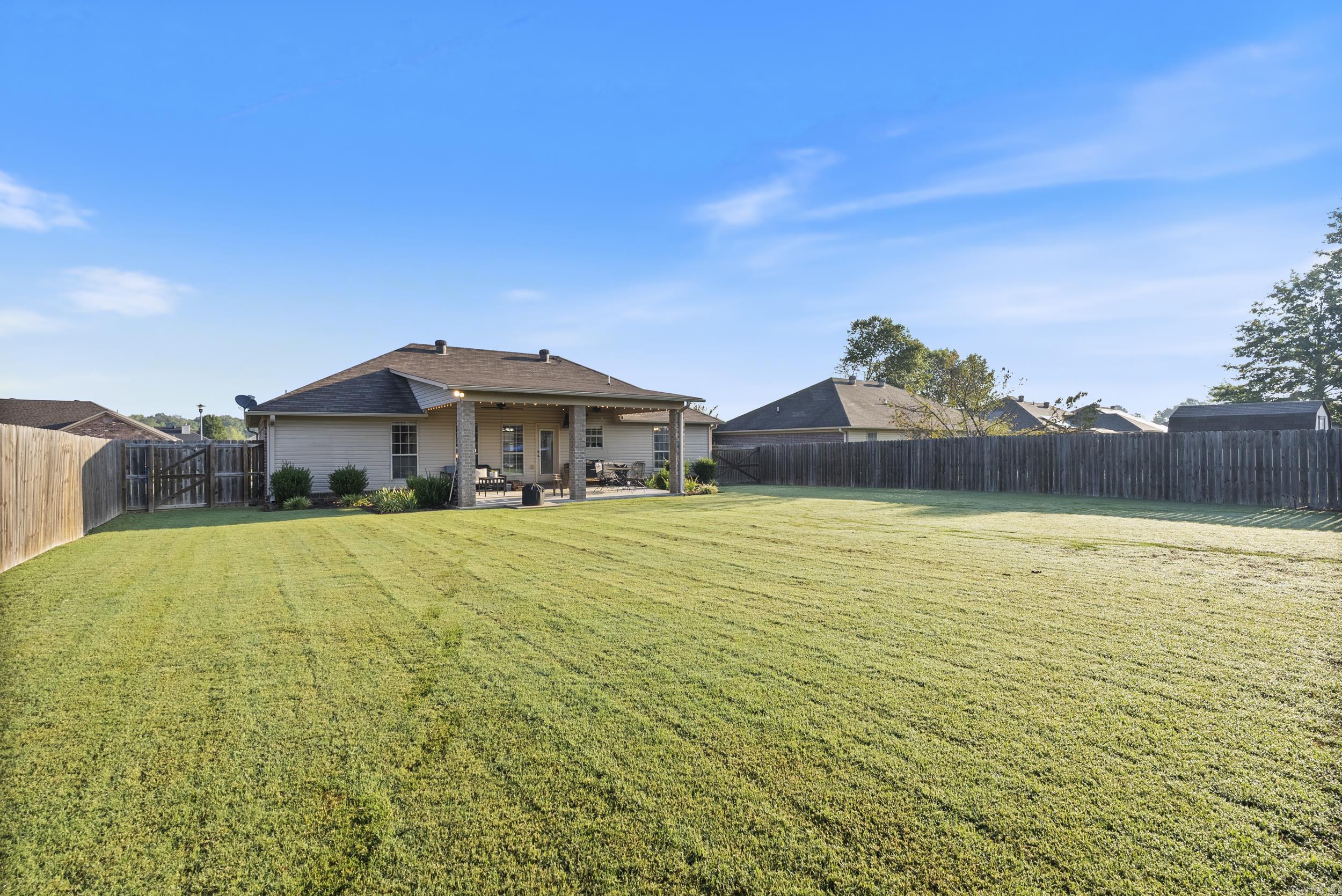 JEWELS ESTATES - Residential