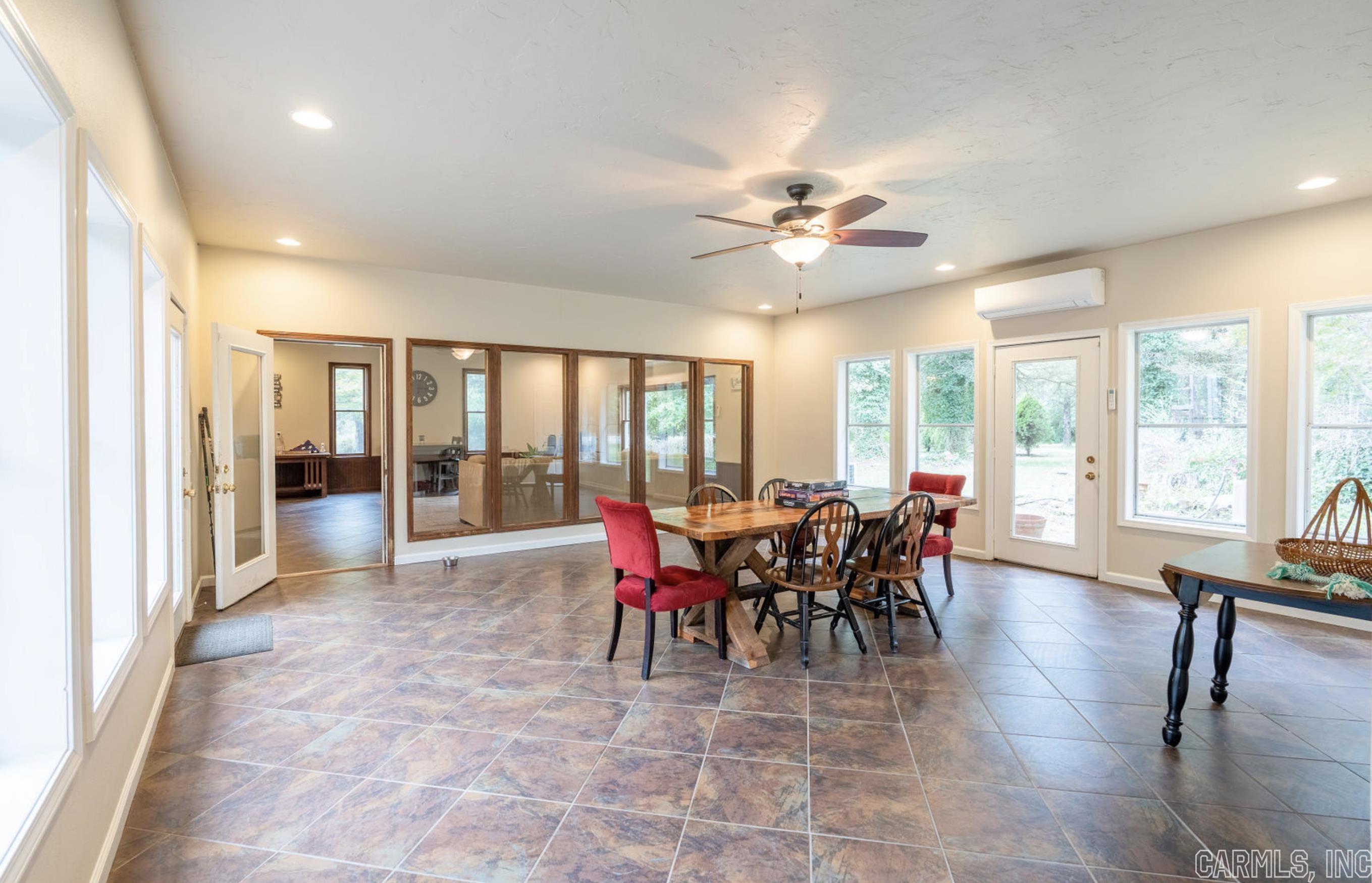 WEST POINT - Residential