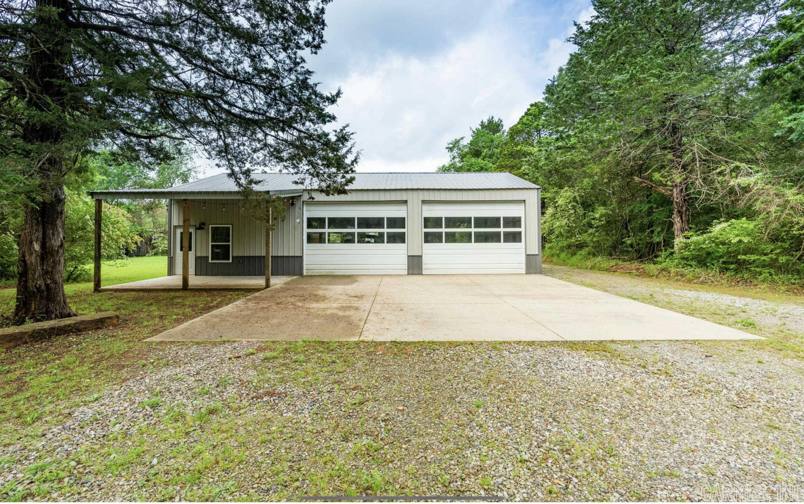 WEST POINT - Residential