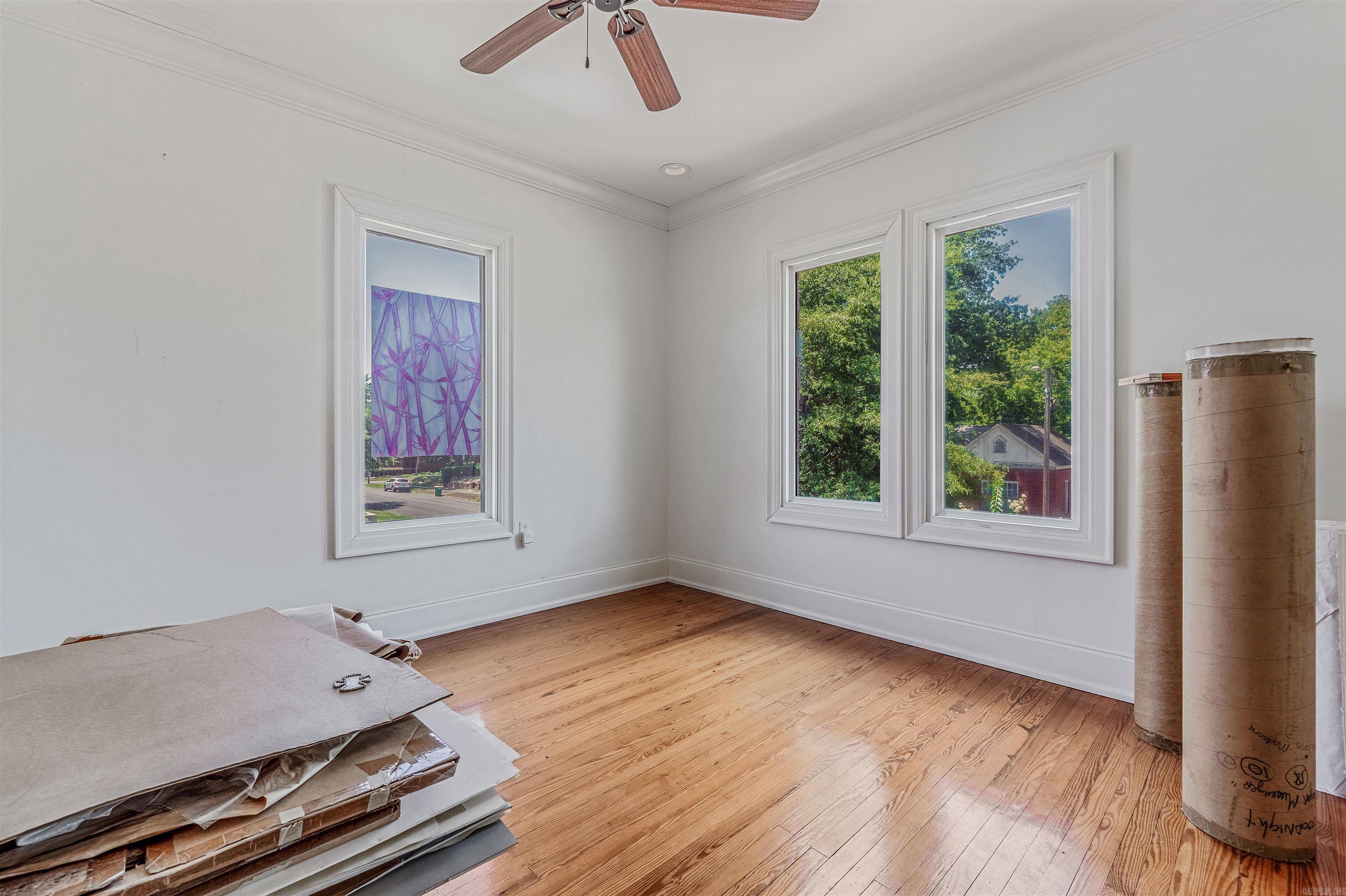 Weldon E Wrights - Residential