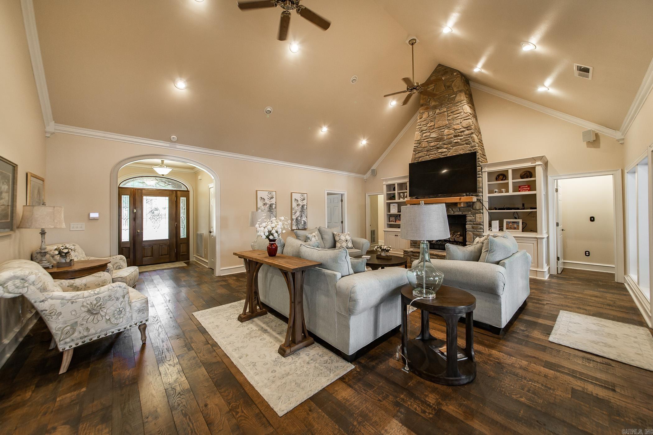 GRAND ISLE - LAKE - Residential