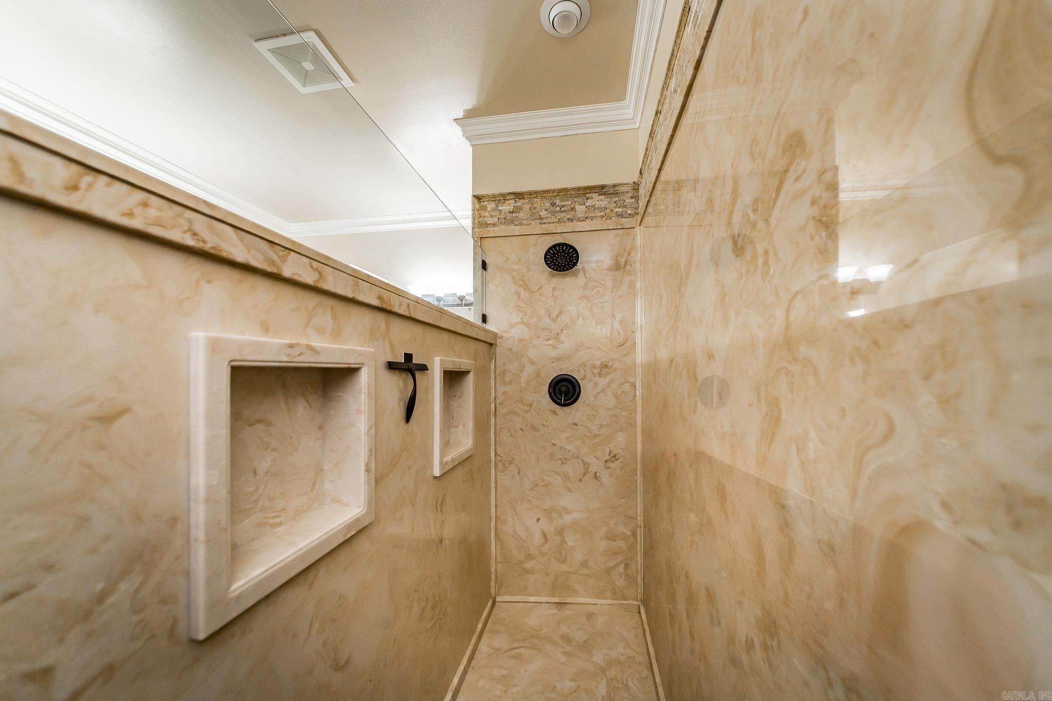 GRAND ISLE - LAKE - Residential