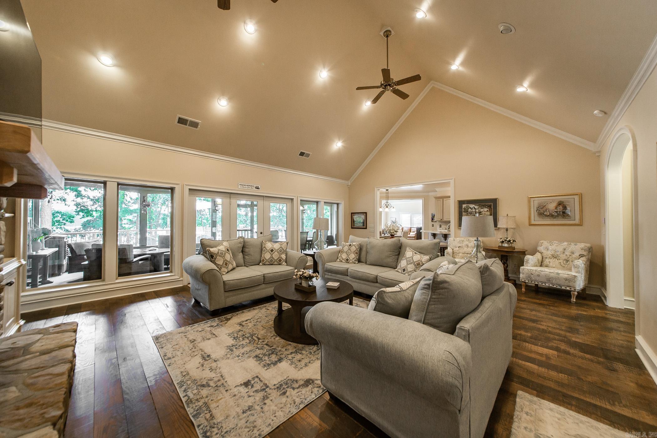 GRAND ISLE - LAKE - Residential