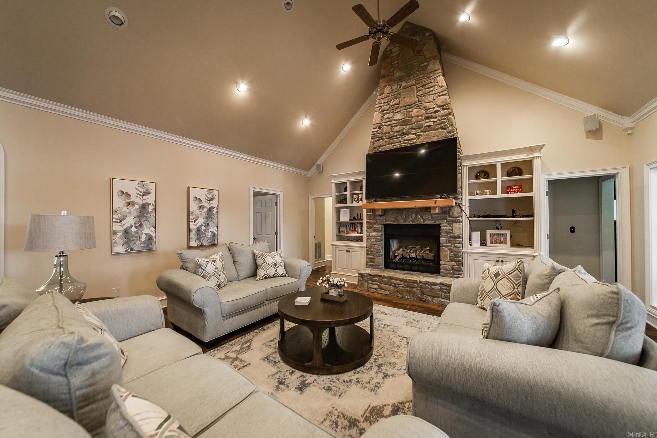 GRAND ISLE - LAKE - Residential