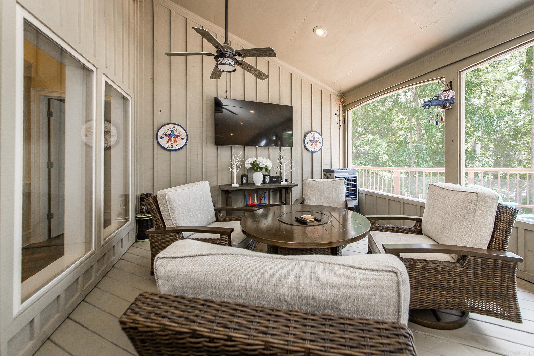 GRAND ISLE - LAKE - Residential