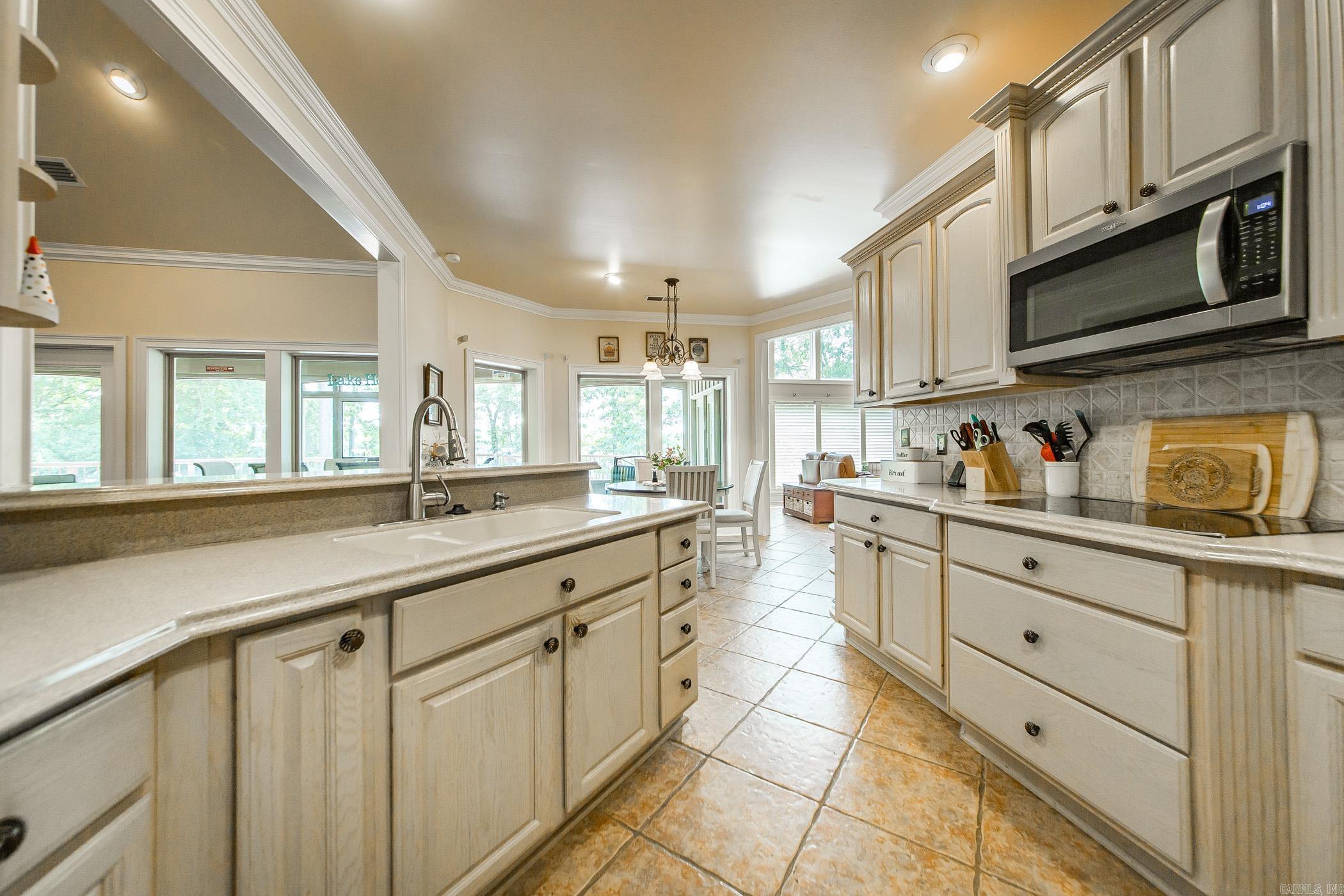 GRAND ISLE - LAKE - Residential