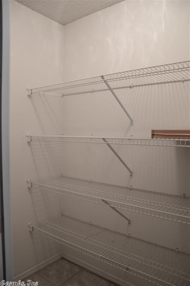 Mesero - Residential