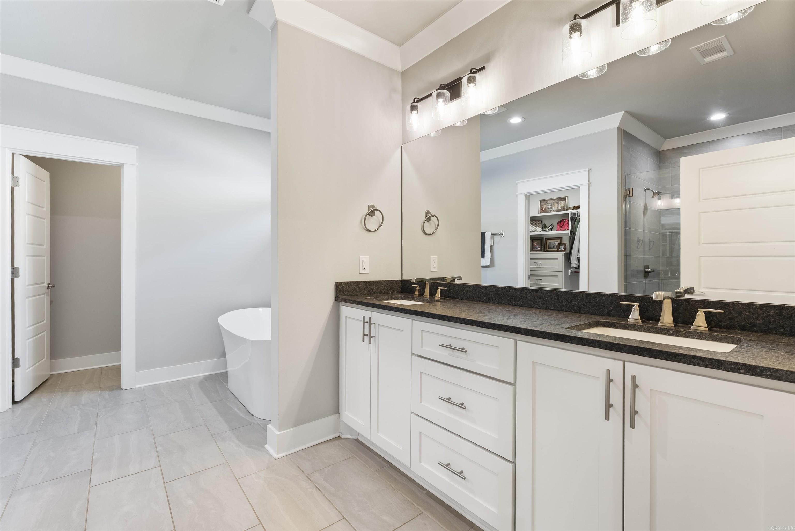 FIELDS OF HURRICANE LAKE ESTATES - Residential