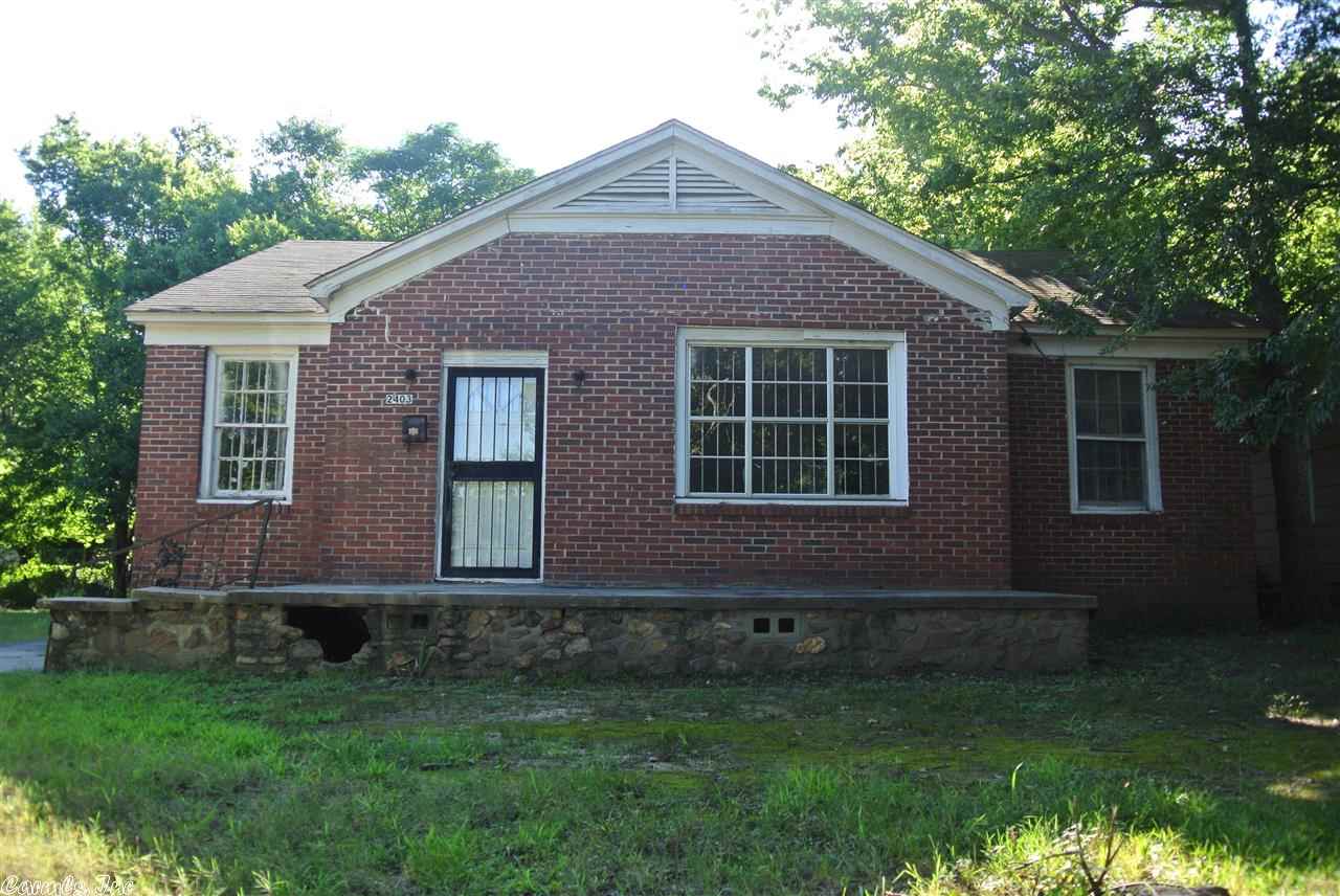 Great investment with a seller that is saying "Let's Make A Deal"!!! This property is sold totally AS IS. No property disclosure; no termite. Measuring is encouraged.