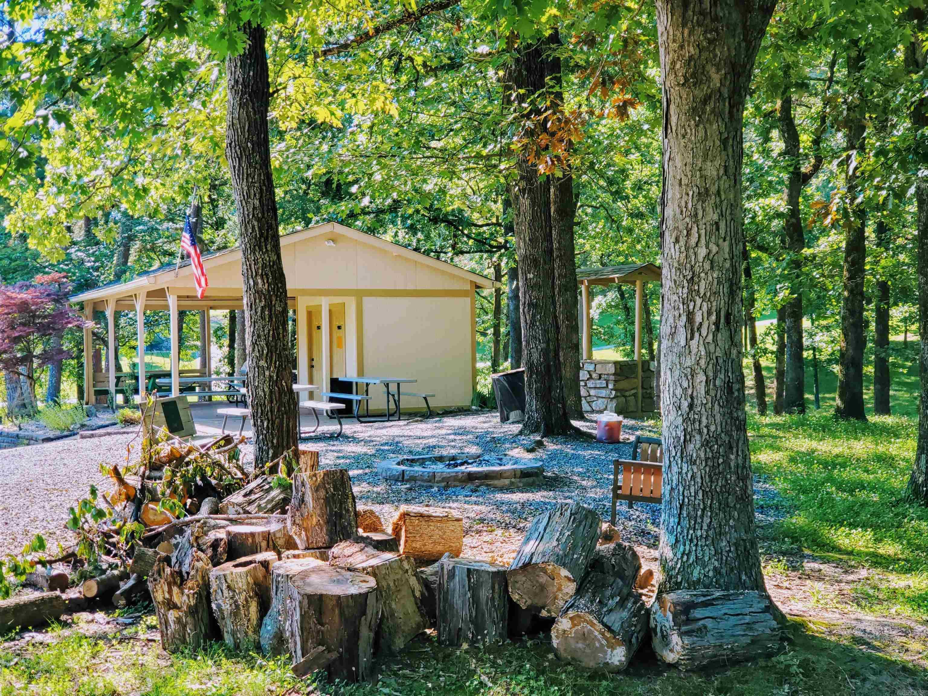 Lighthouse Cove - Land