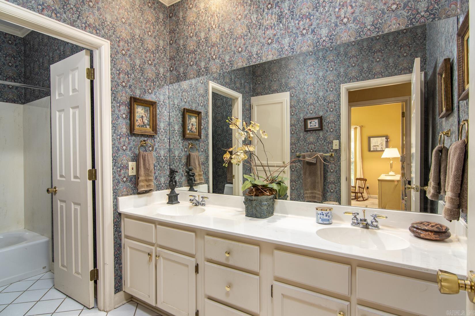 GLENEAGLES ADDN - Residential