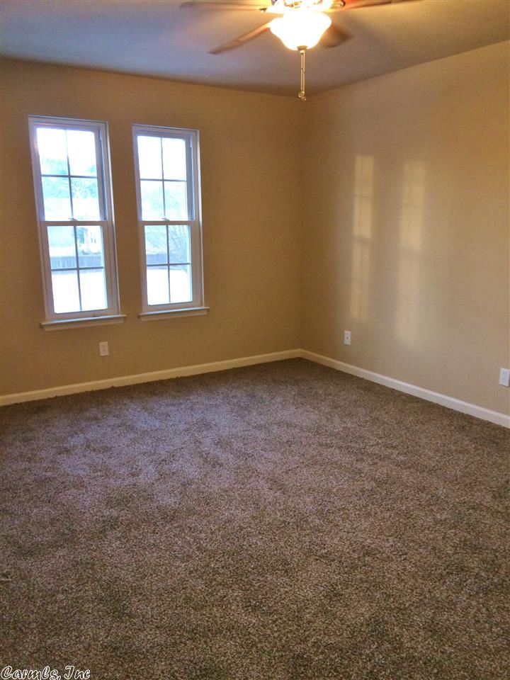 FOXWOOD J - Residential