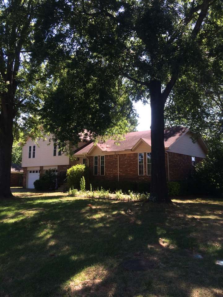 FOXWOOD J - Residential